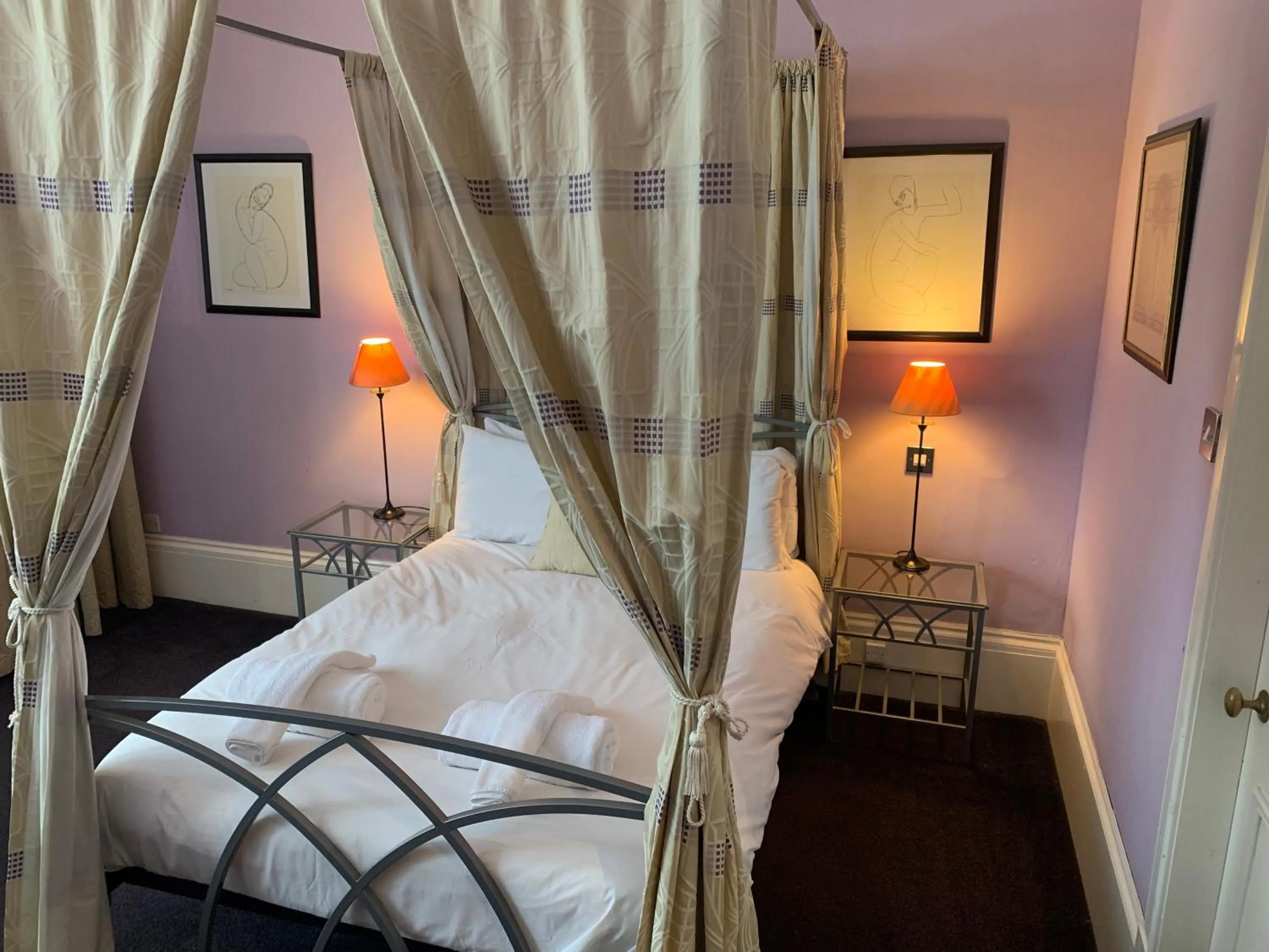 Bed in Southside Guest House