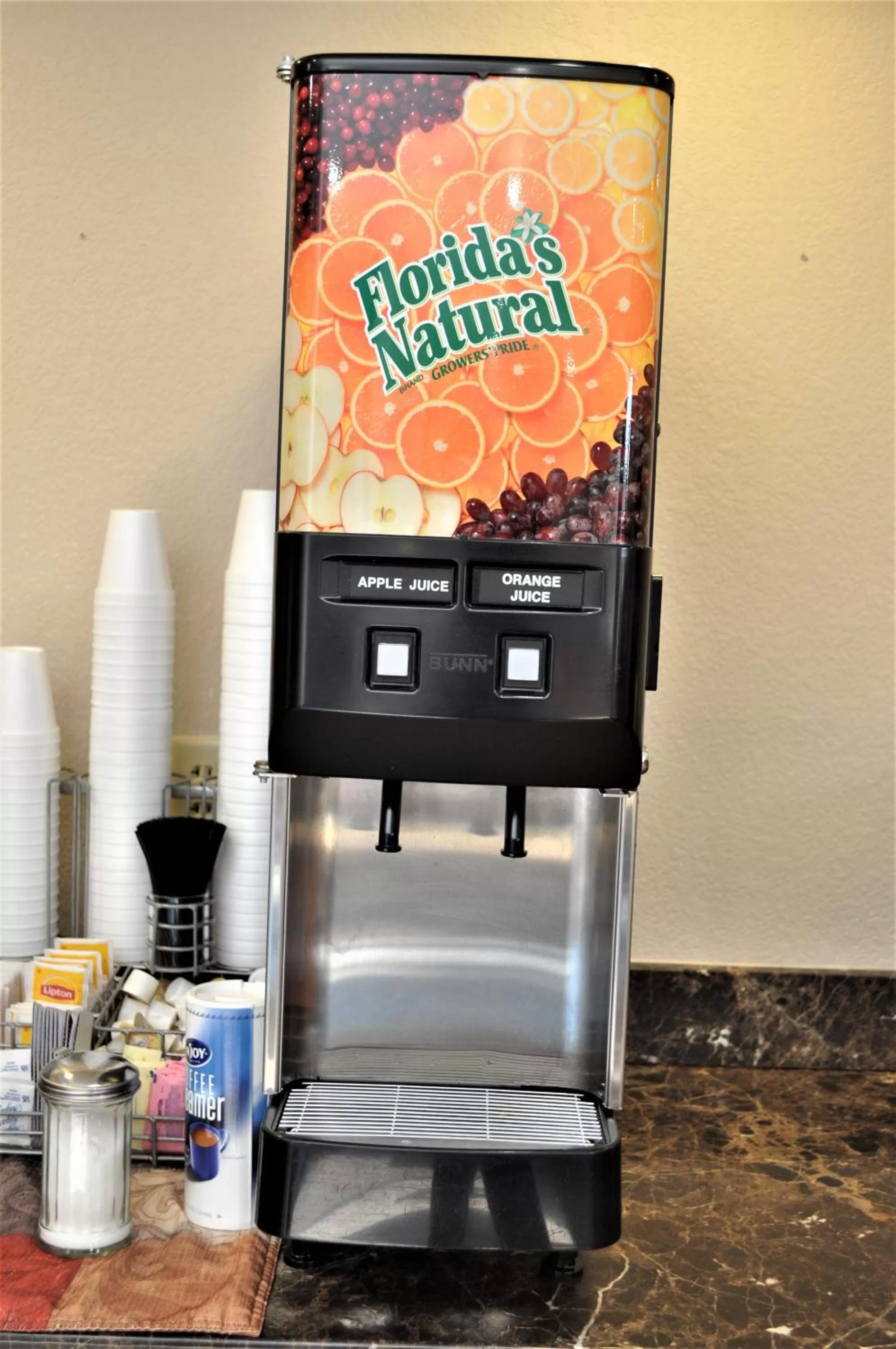 Super 8 by Wyndham Clearfield