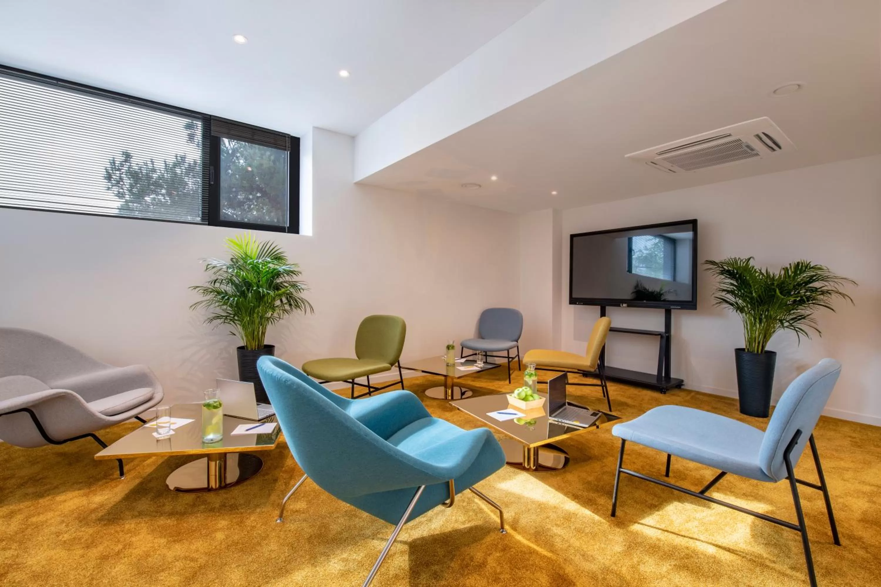 Meeting/conference room in Golden Tulip Design Tbilisi