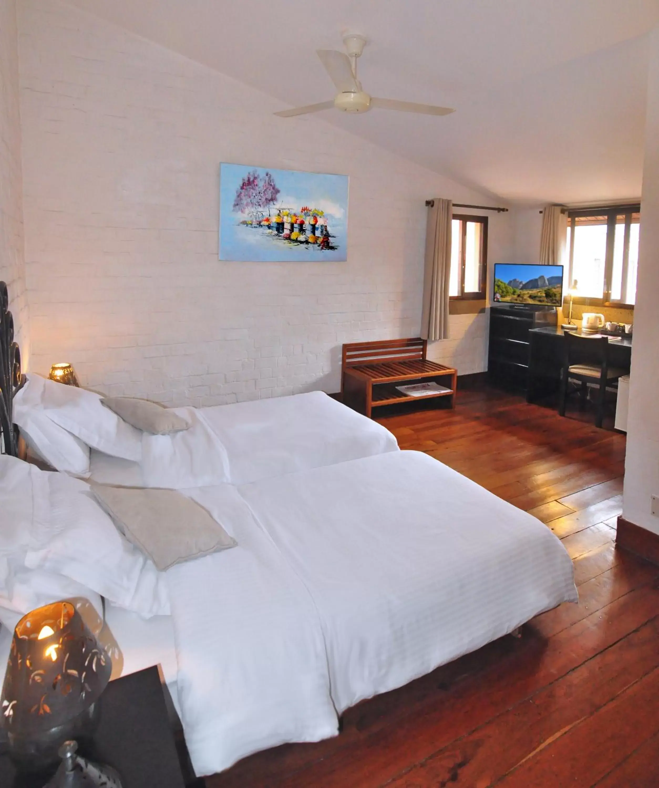 Twin Room in Rova Hotel Twin Room in Rova Hotel