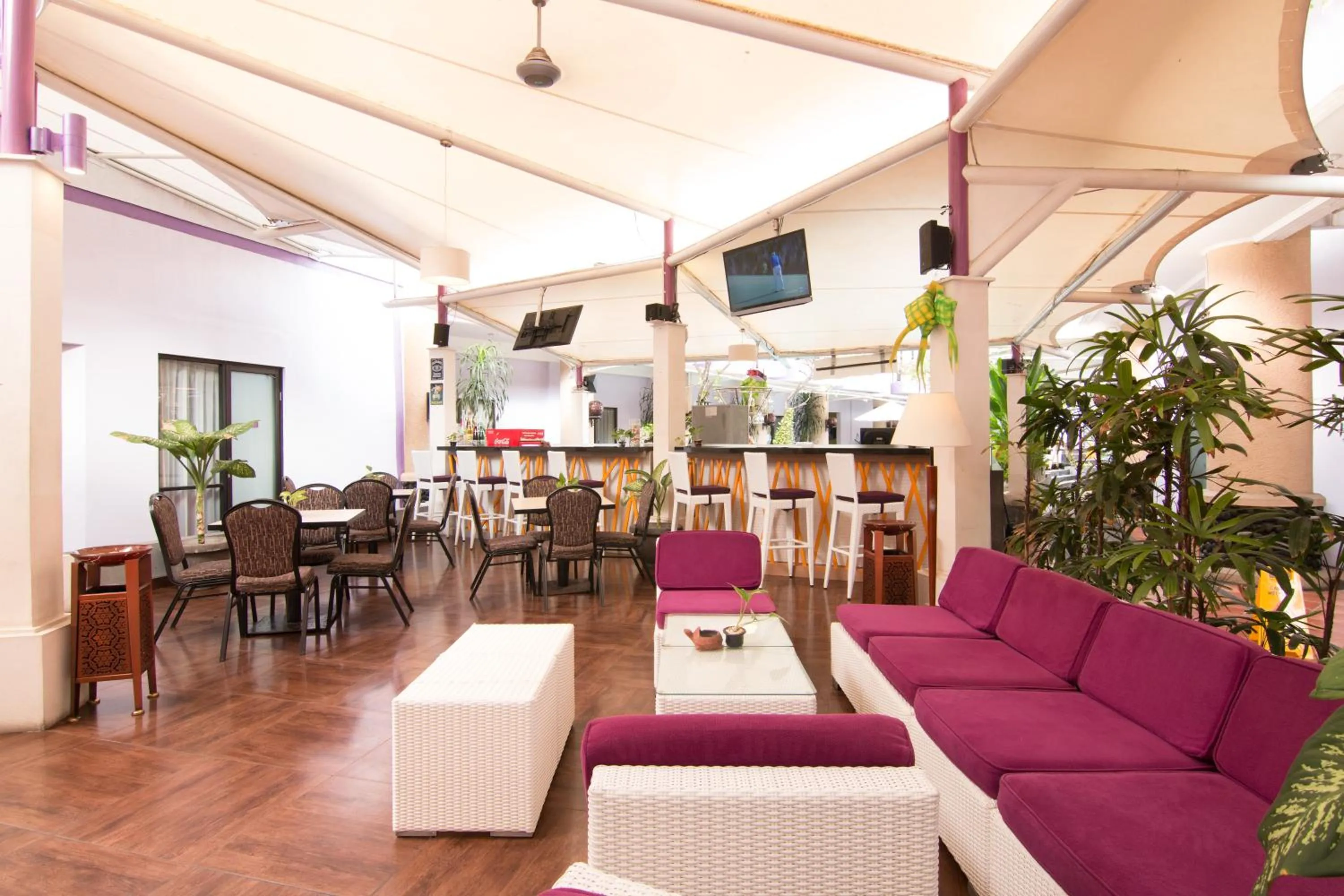 Lounge or bar in Kuta Central Park Hotel