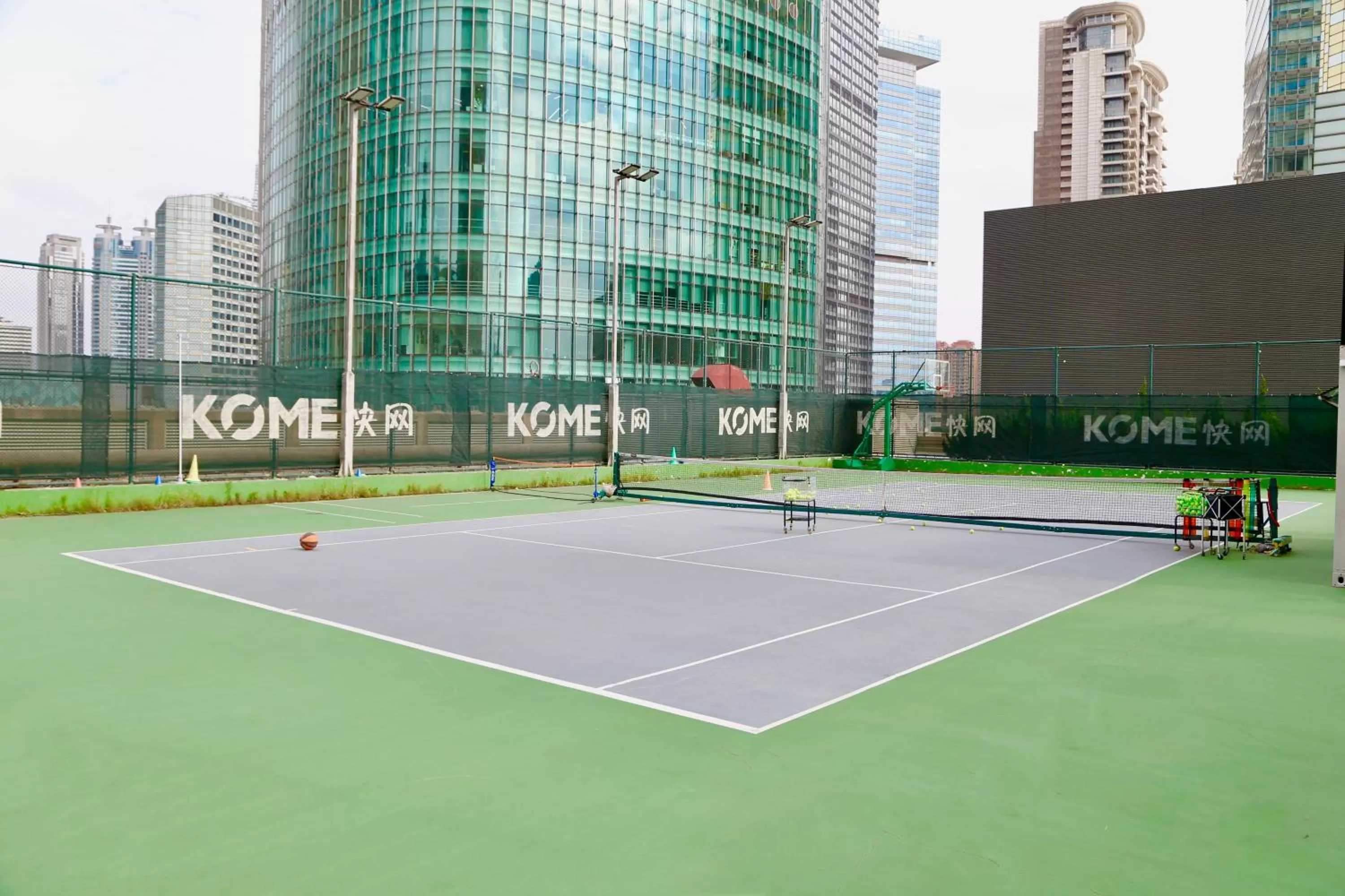 Tennis court in Pudong Shangri-La, Shanghai
