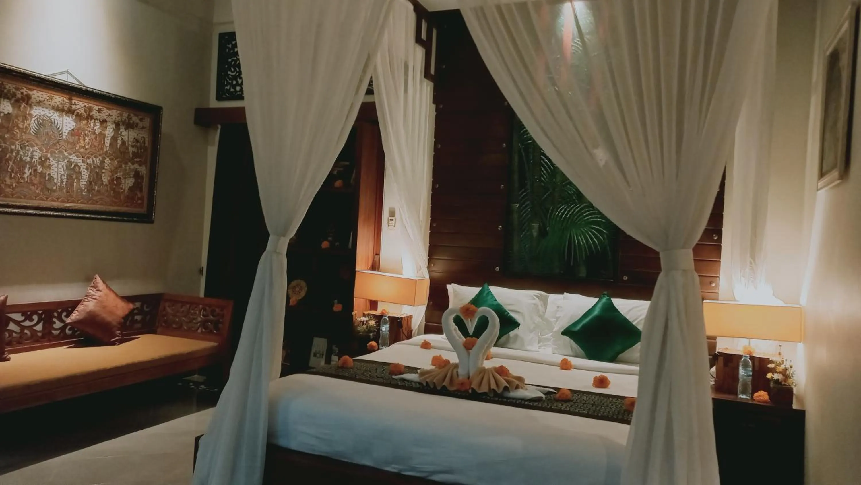 Bed in Ubud Paradise Villa