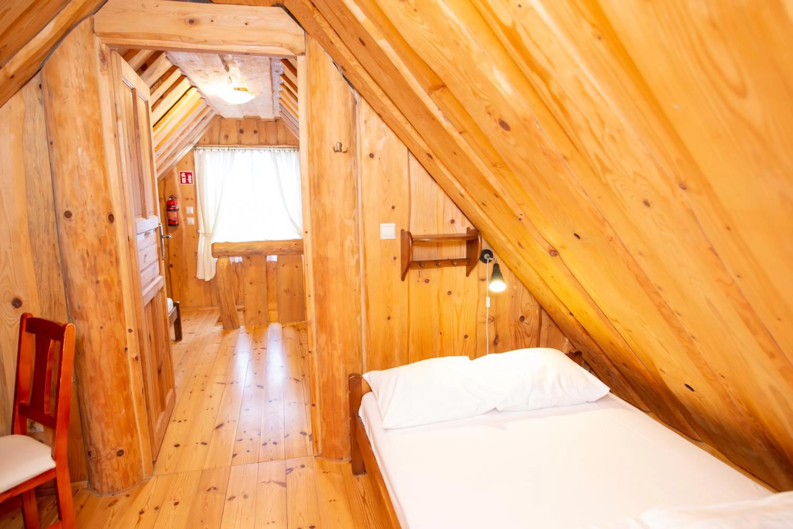 Bed in Gościniec Pięciu Stawów