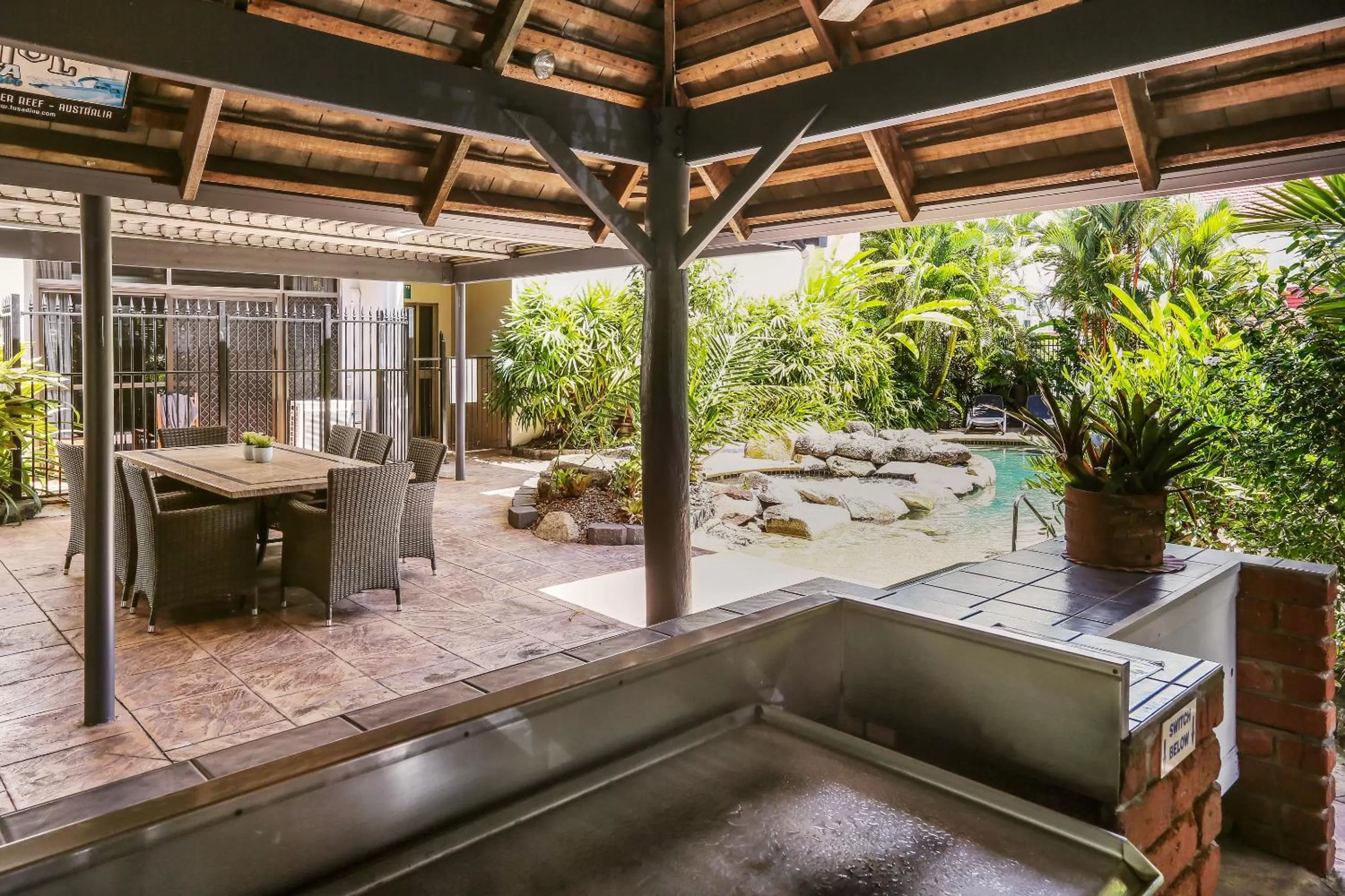 BBQ facilities in Cascade Gardens