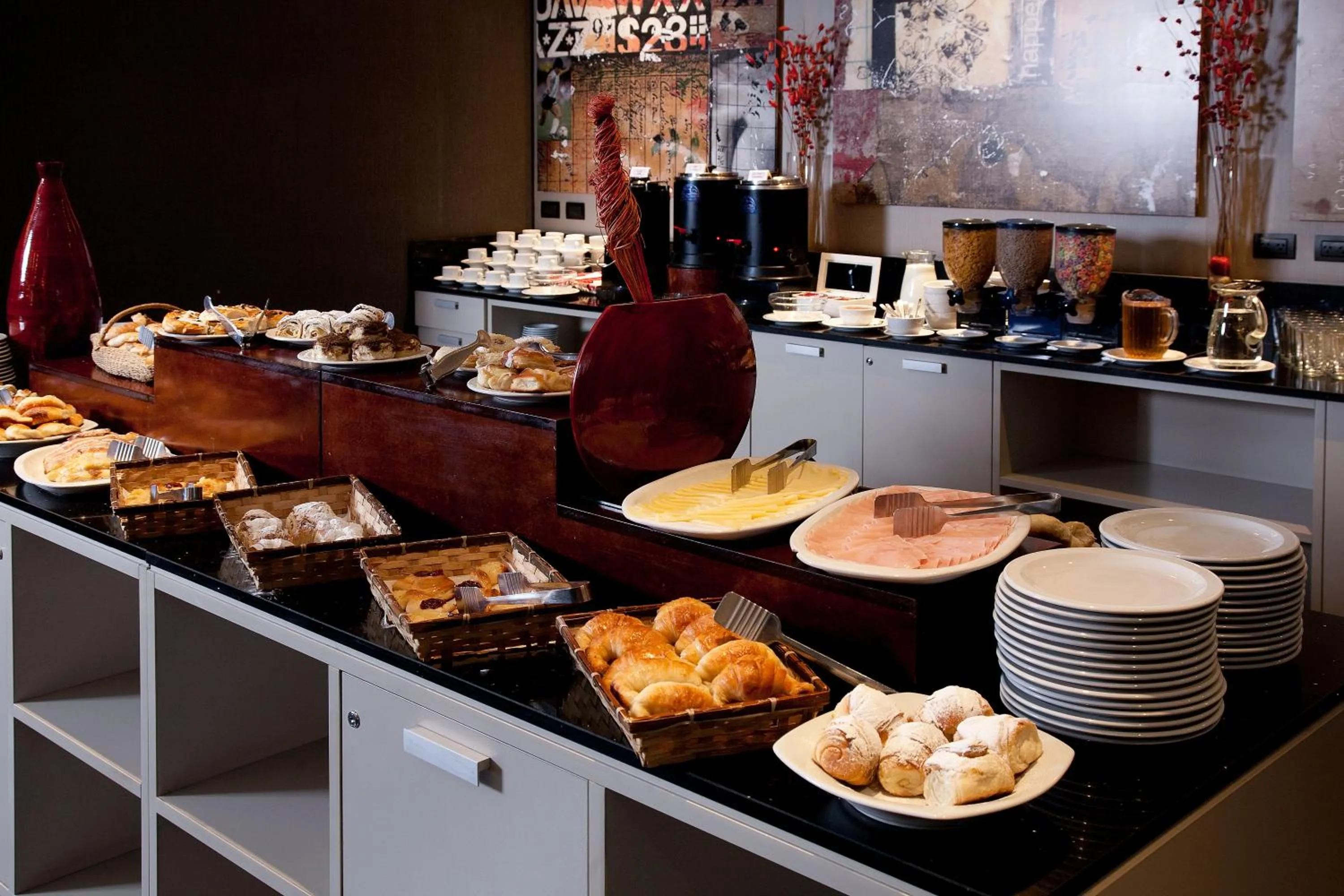 Continental breakfast in Two Hotel Buenos Aires