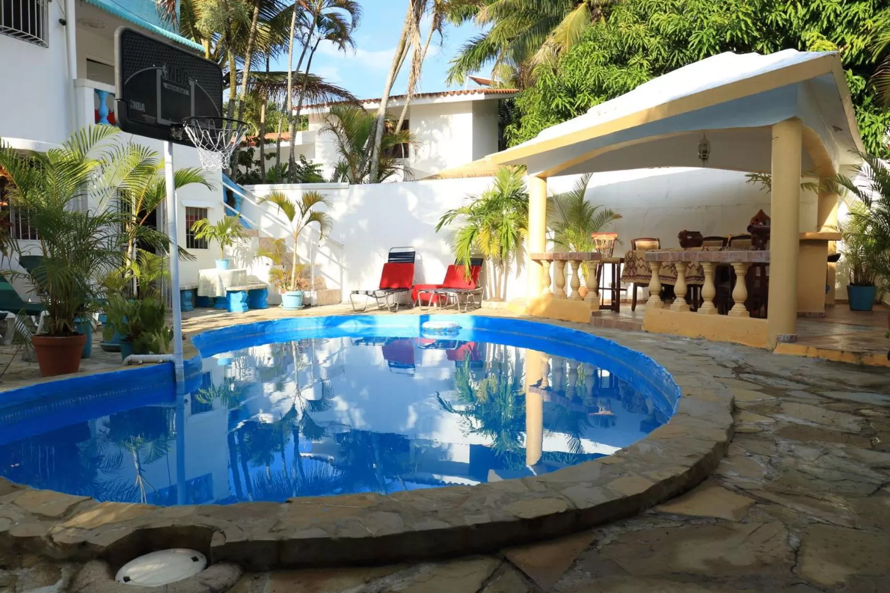 Swimming pool in Villa Antonia 16