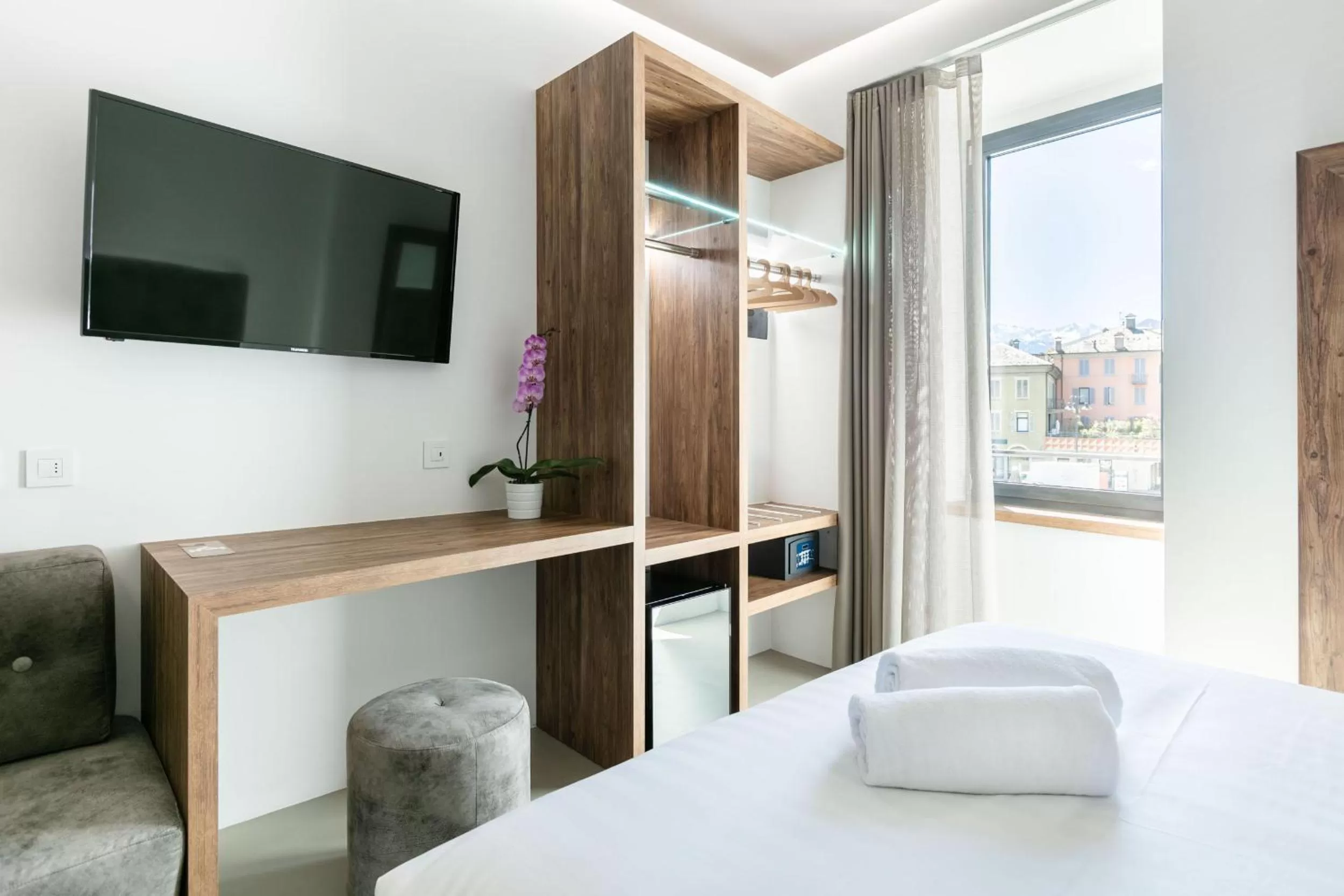 City view, Bed in DOMUS CAVOUR Rooms&Suites