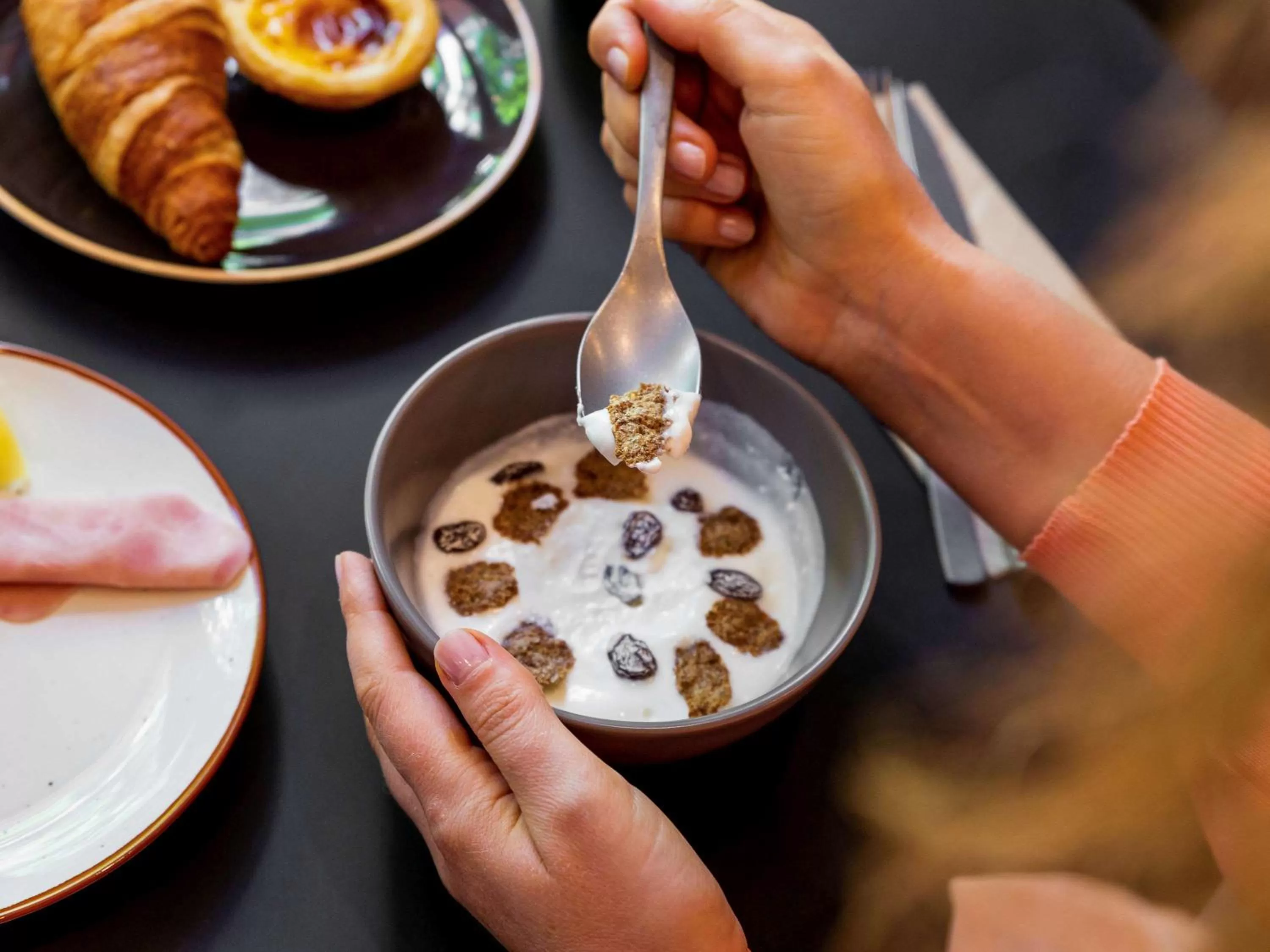 Restaurant/places to eat in ibis Porto Centro Mercado Bolhao