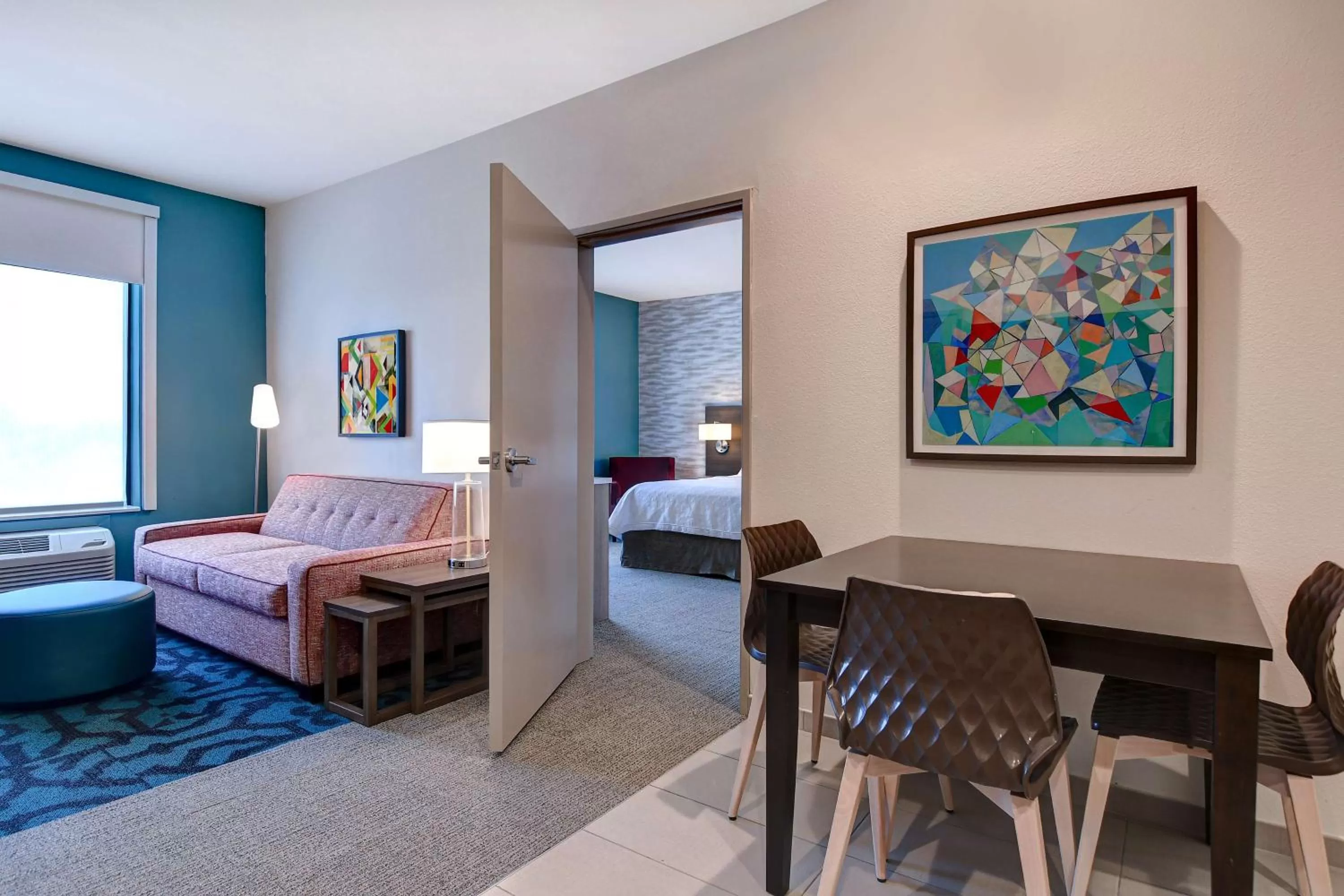 Living room, Bed in Home2 Suites by Hilton North Plano Hwy 75