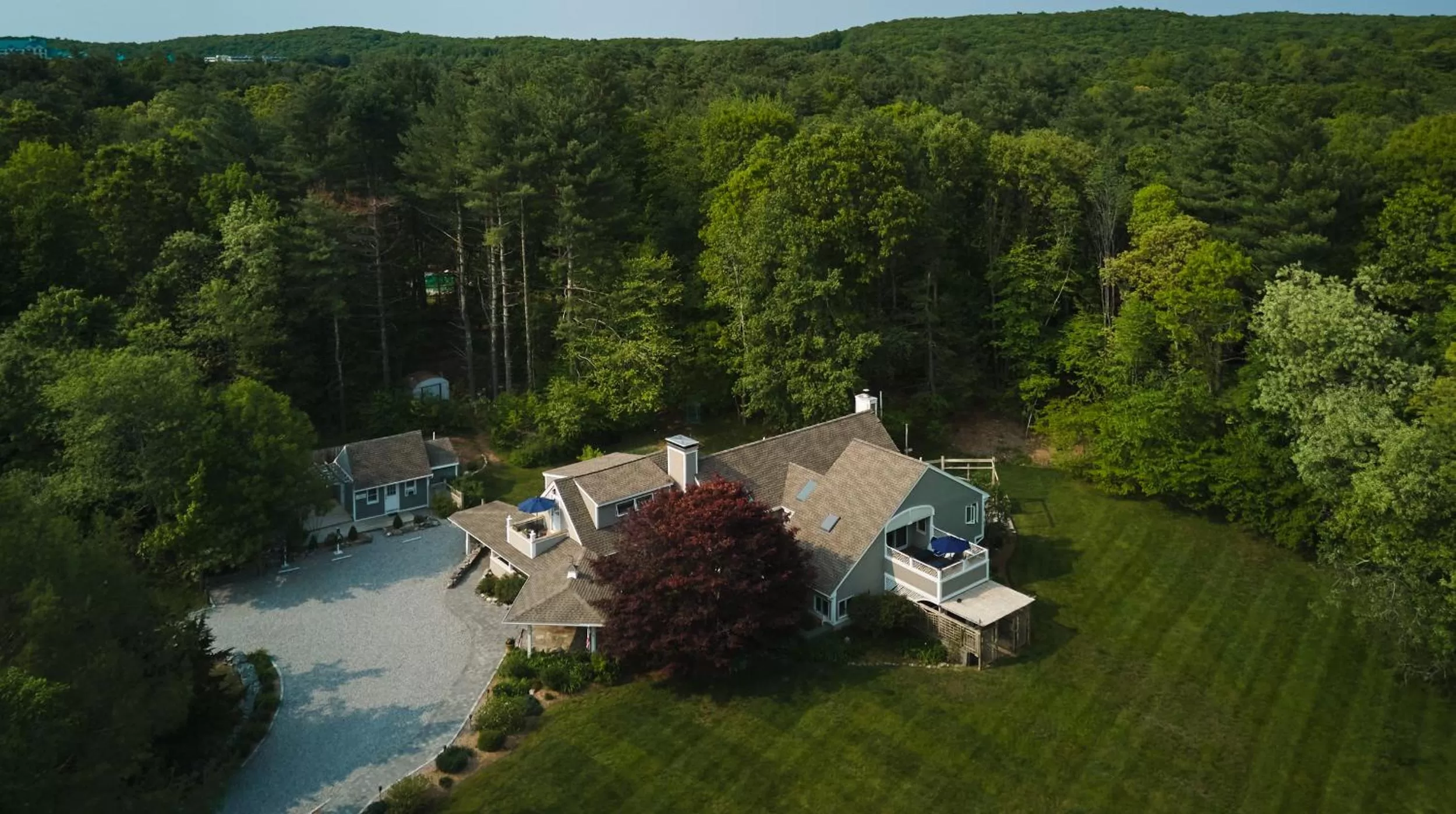 Property building in Abbey's Lantern Hill Inn
