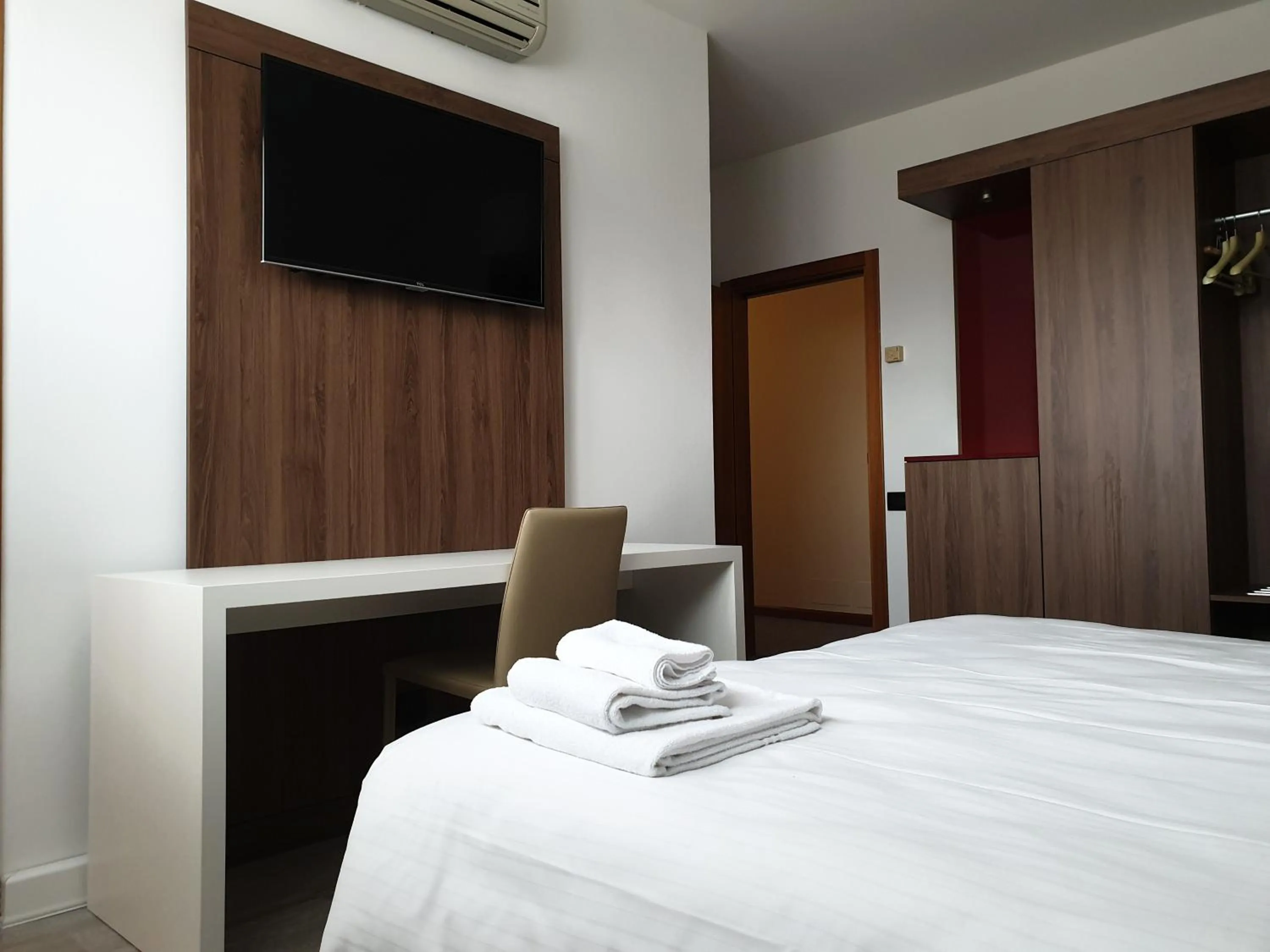 Bed in Albergo Delle Alpi