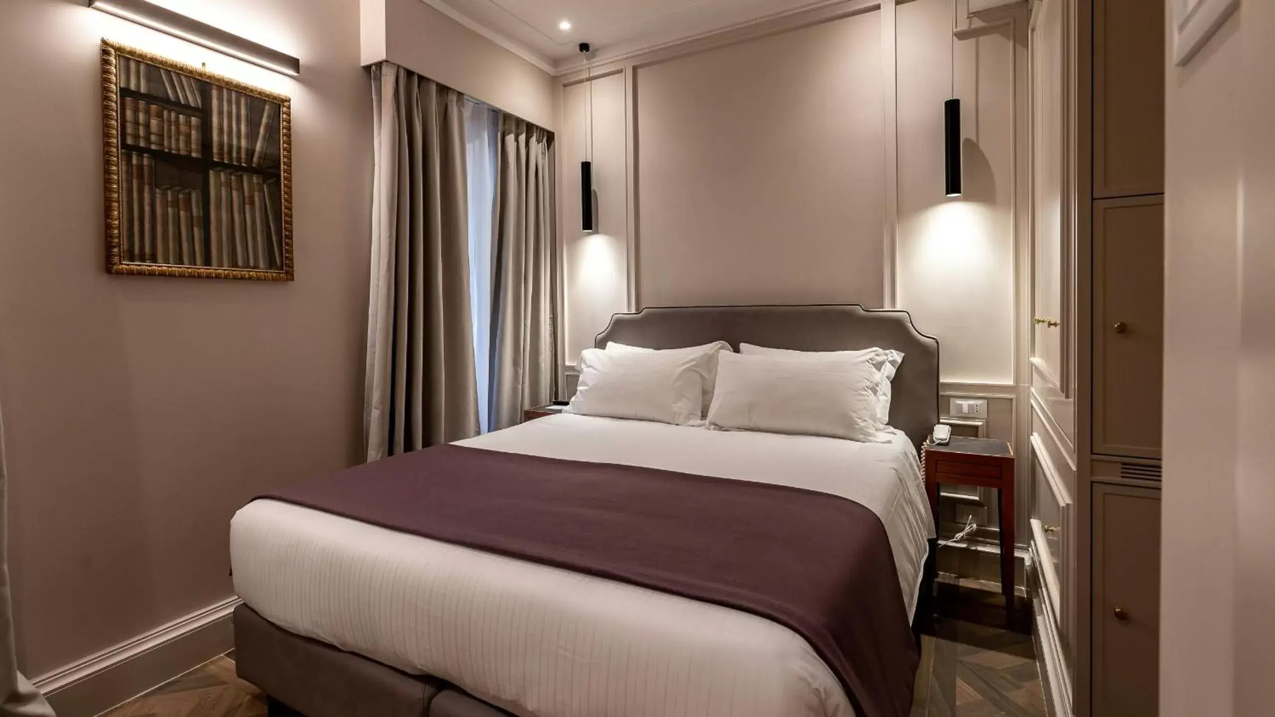 Small Double or Twin Room - single occupancy in Hotel Smeraldo Small Double or Twin Room - single occupancy in Hotel Smeraldo