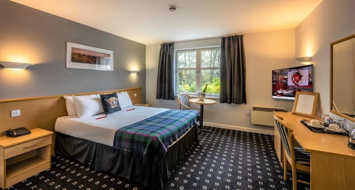 Property building, Bed in Pinehurst Lodge Hotel -Dyce, Aberdeen