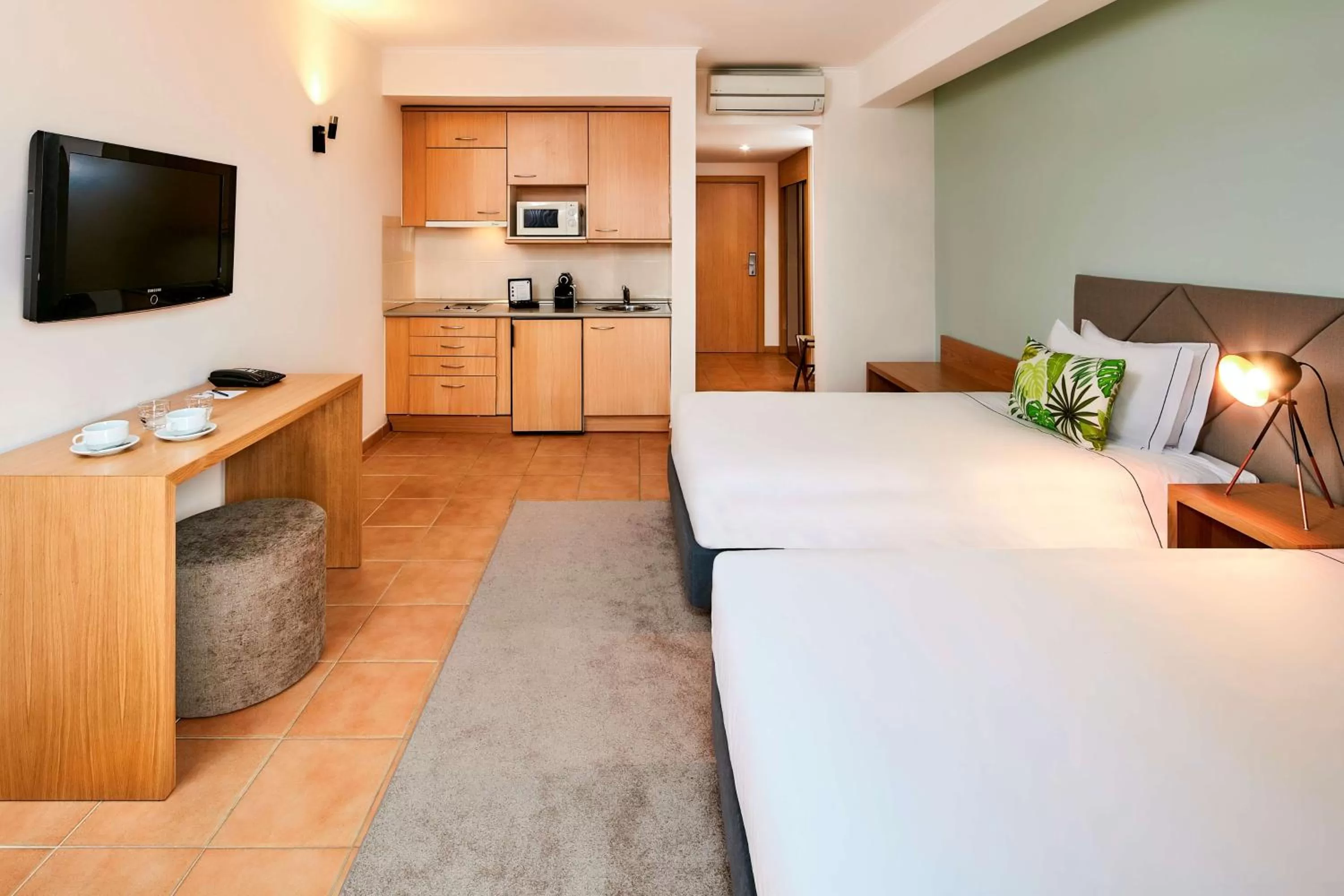 Studio Marina Deck in NH Marina Portimao Resort