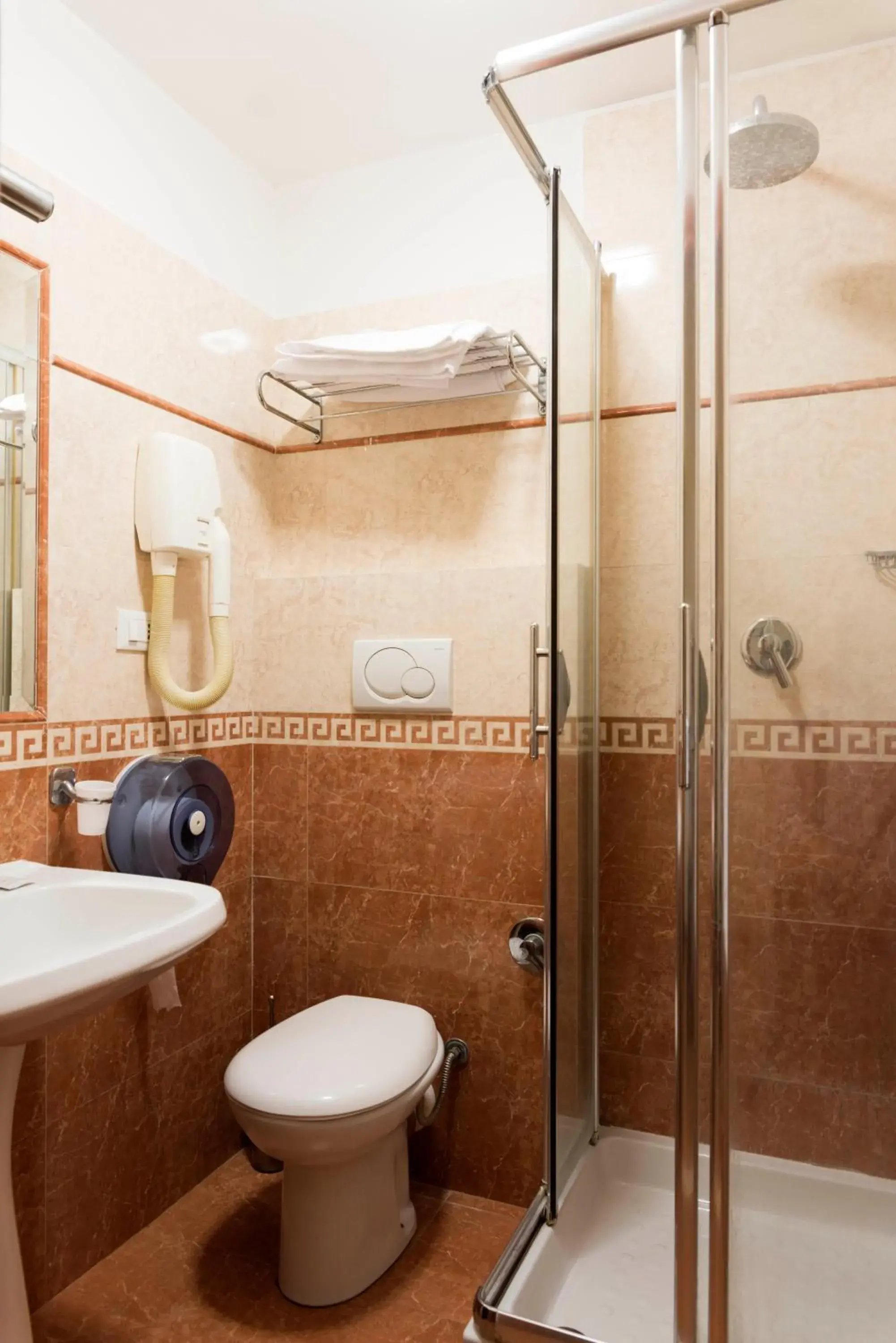 Single Room in Hotel Stromboli Single Room in Hotel Stromboli