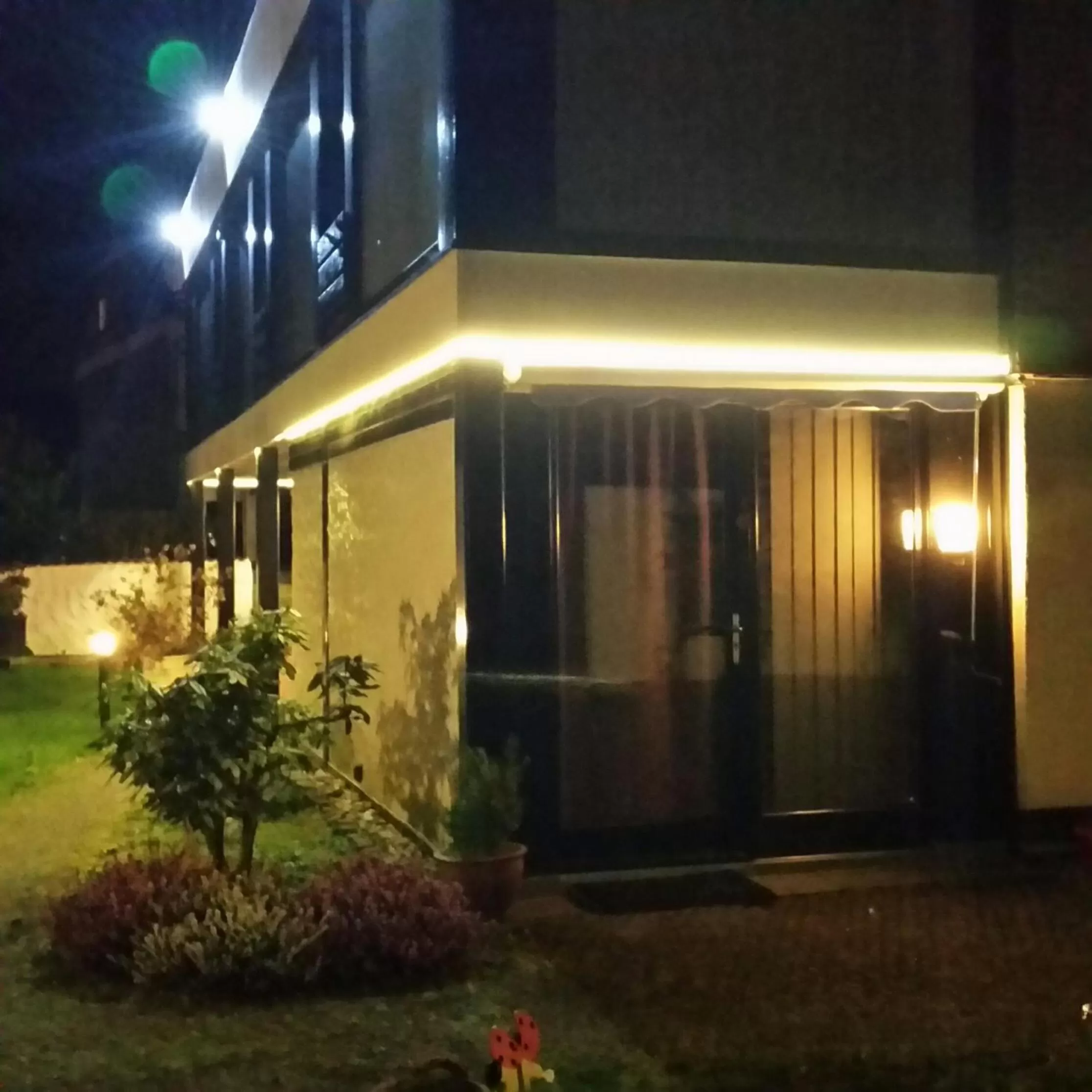 Facade/entrance in Am Hallenbad Hotel garni