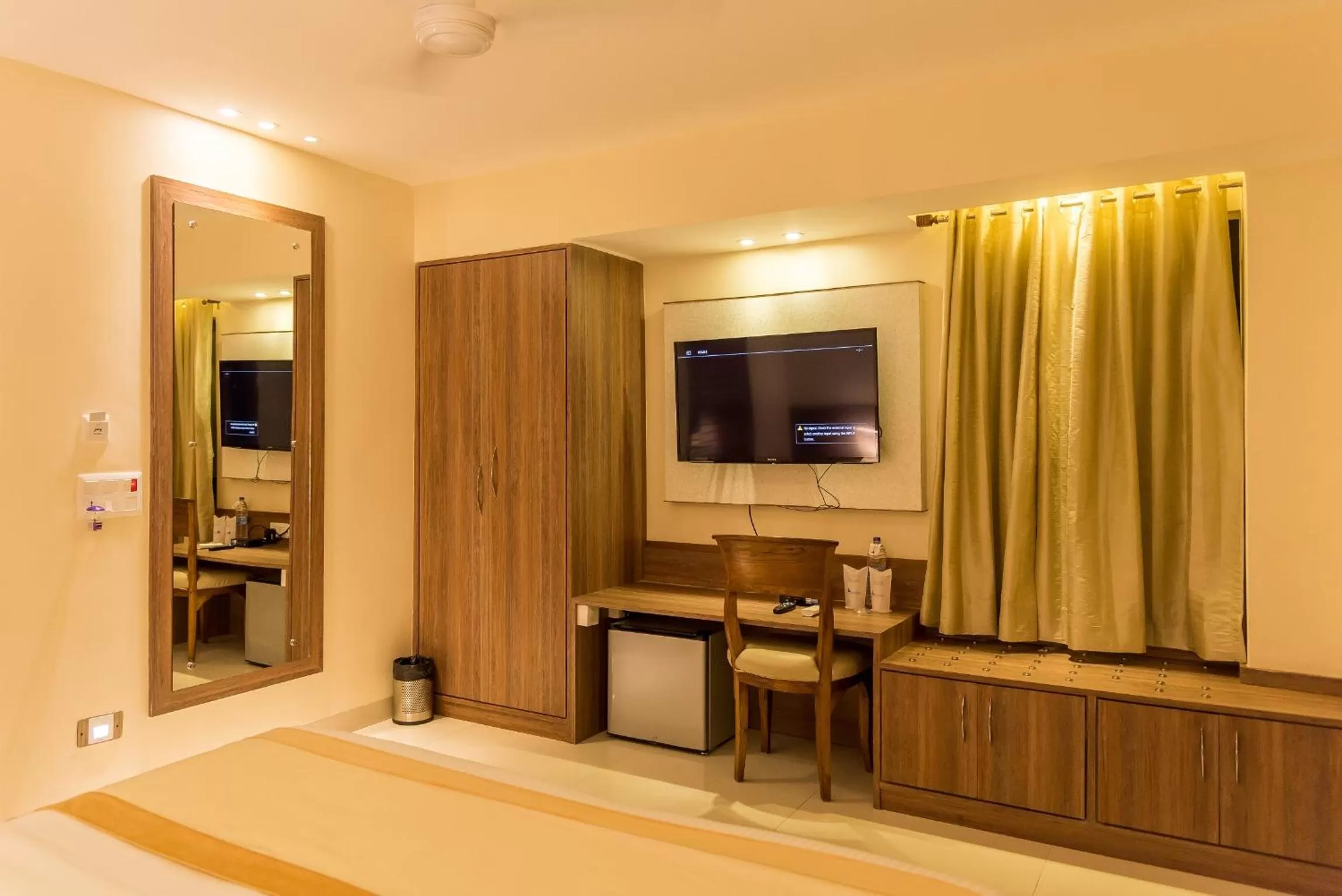 TV/Entertainment Center in Sangai Continental (The Boutique Hotel)