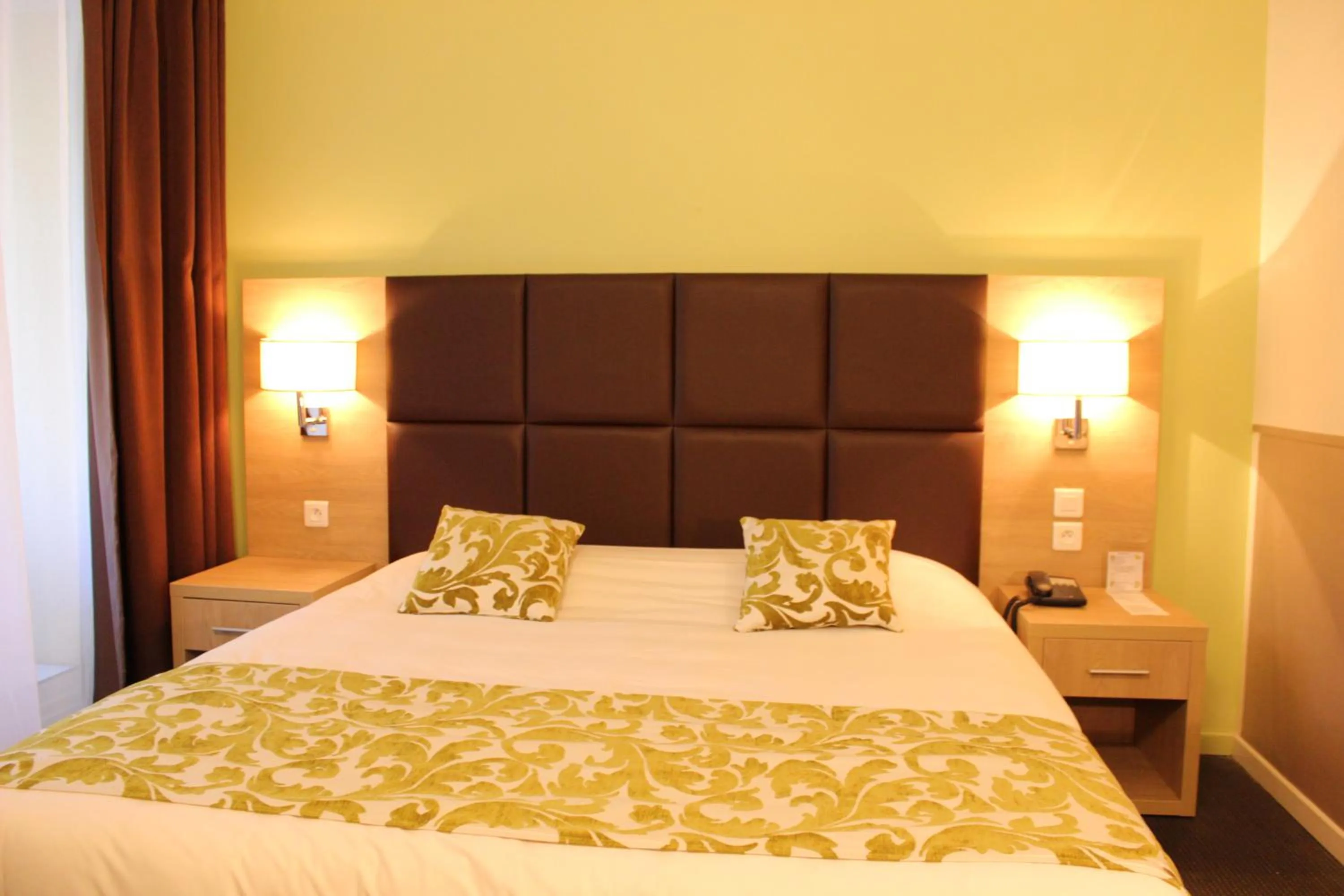 Double Room with Balcony in Royal Cottage Pamela Hotel Cassis