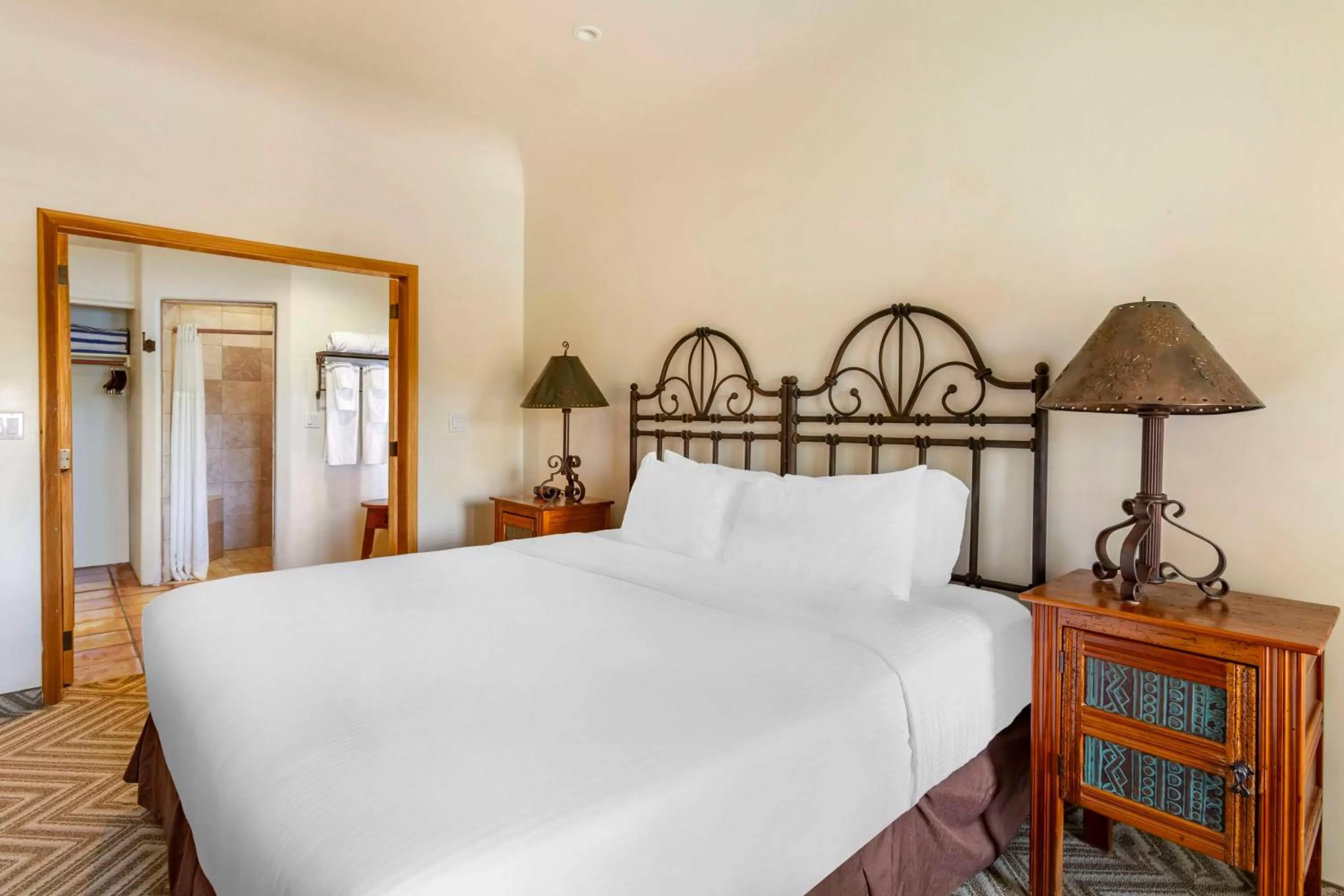 2 BEDROOM 2 KING SUITE WITH SOFABED in Hilton Vacation Club Rancho Manana