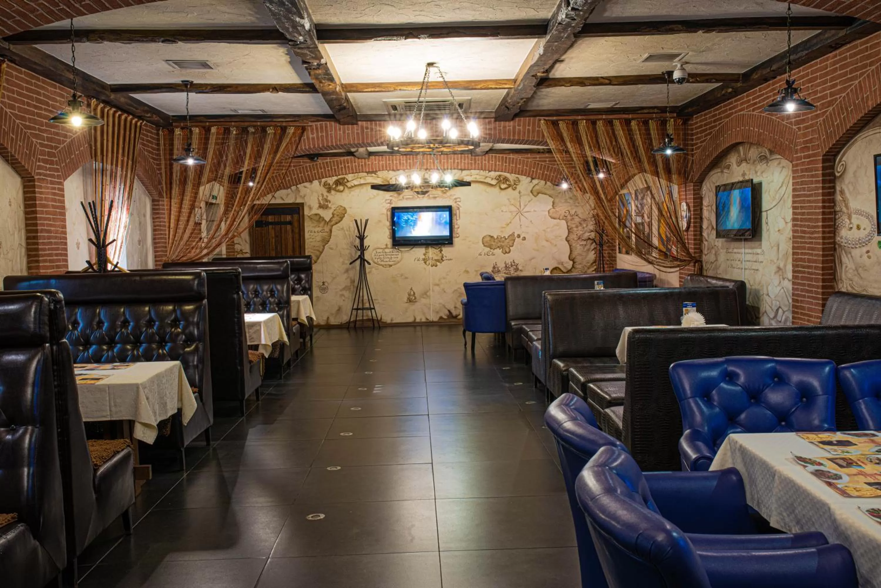 Restaurant/places to eat in JEPPESEN RESIDENCE