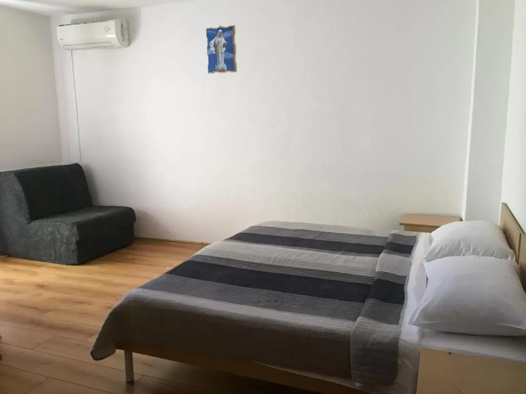 Bedroom, Bed in Pansion Maglica