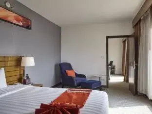 Deluxe suite in Maple Hotel Deluxe suite in Maple Hotel