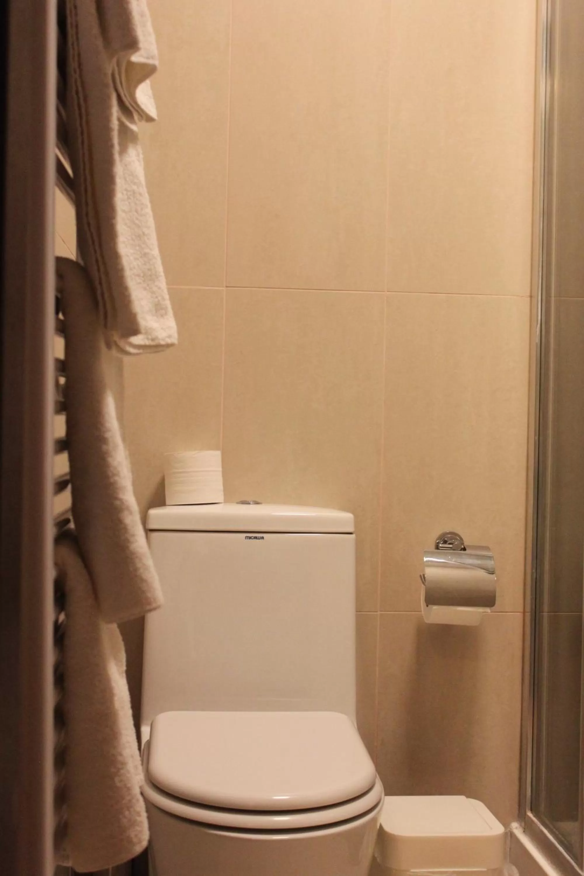 Bathroom in The Royale Chulan Hyde Park Hotel