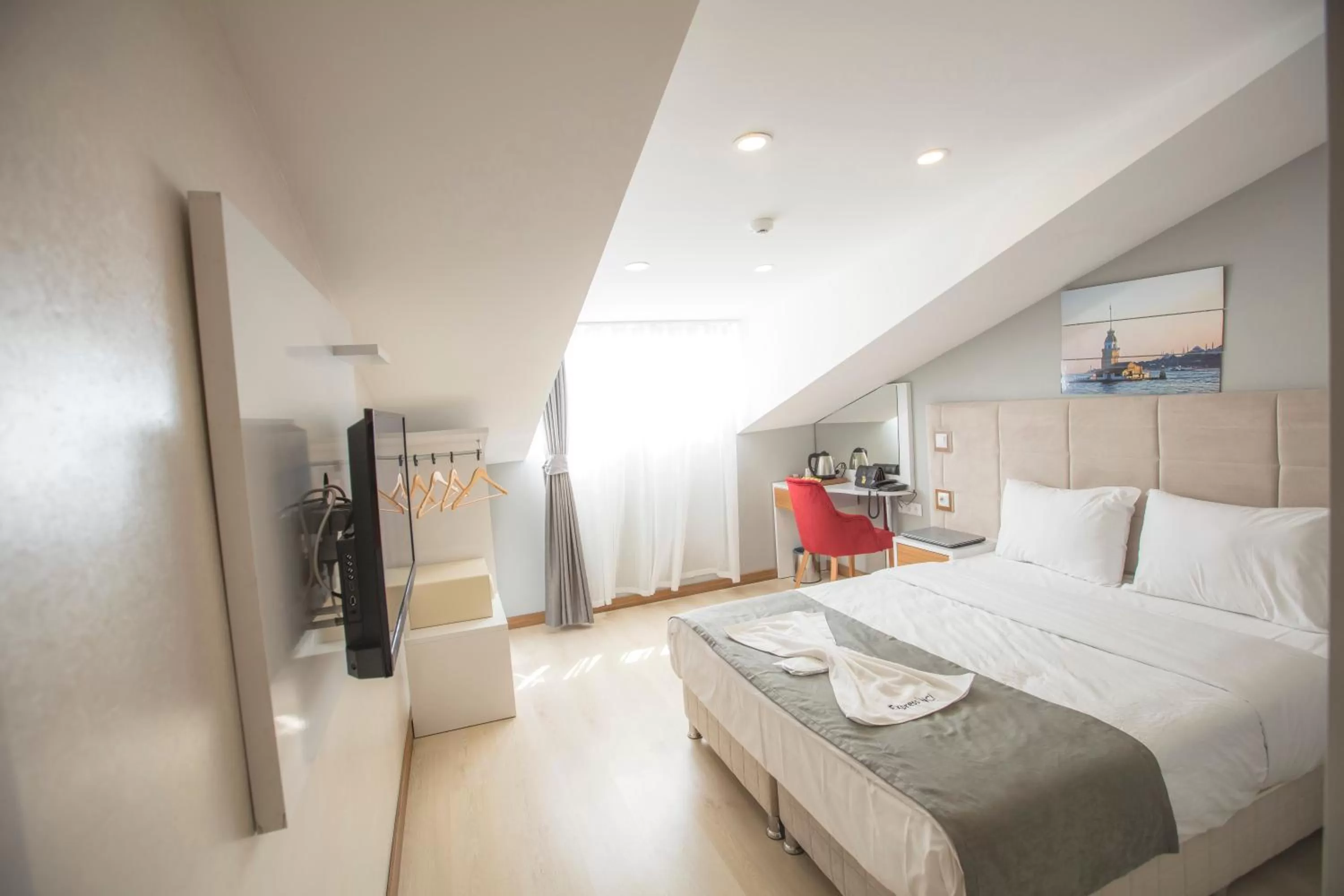 Bed in Express İnci Hotel