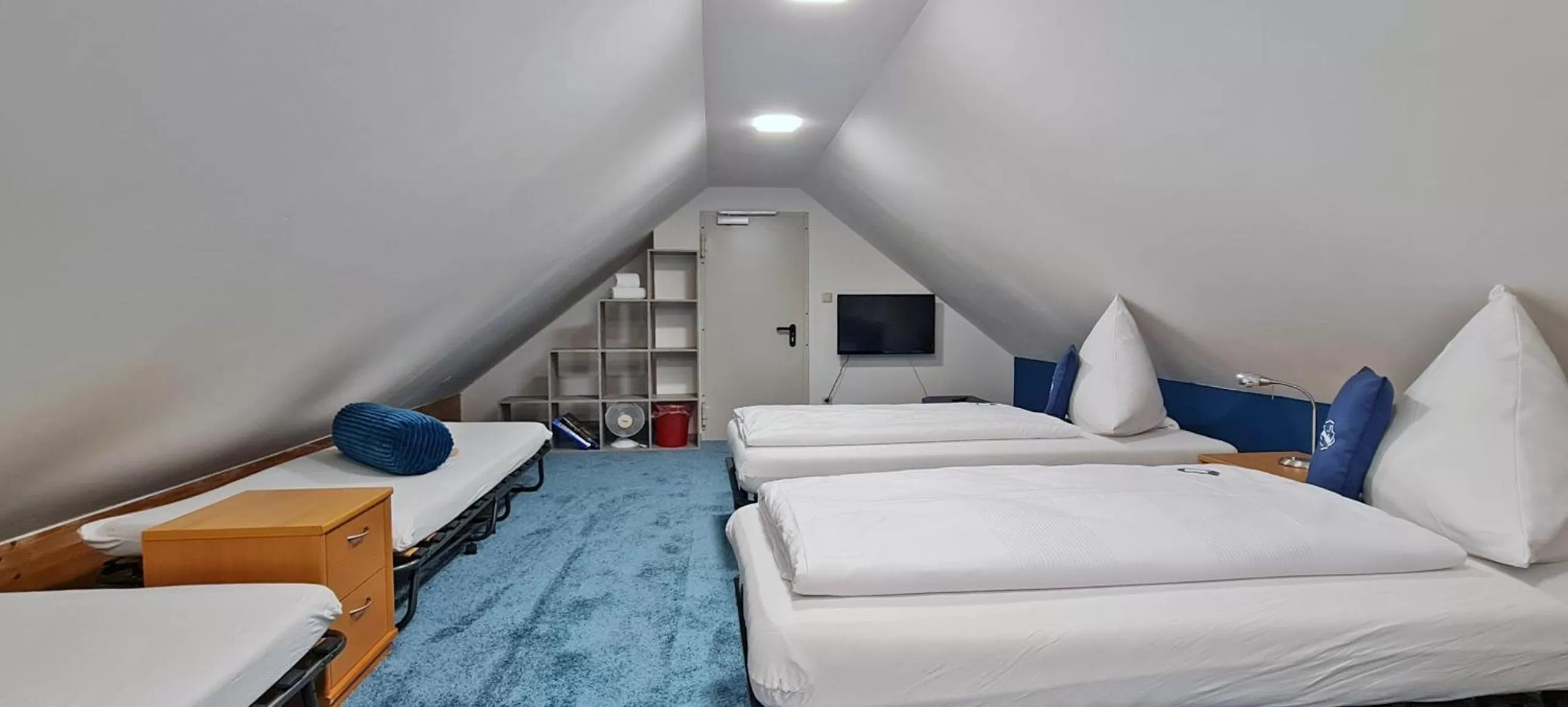 Photo of the whole room, Bed in Donau-Hotel