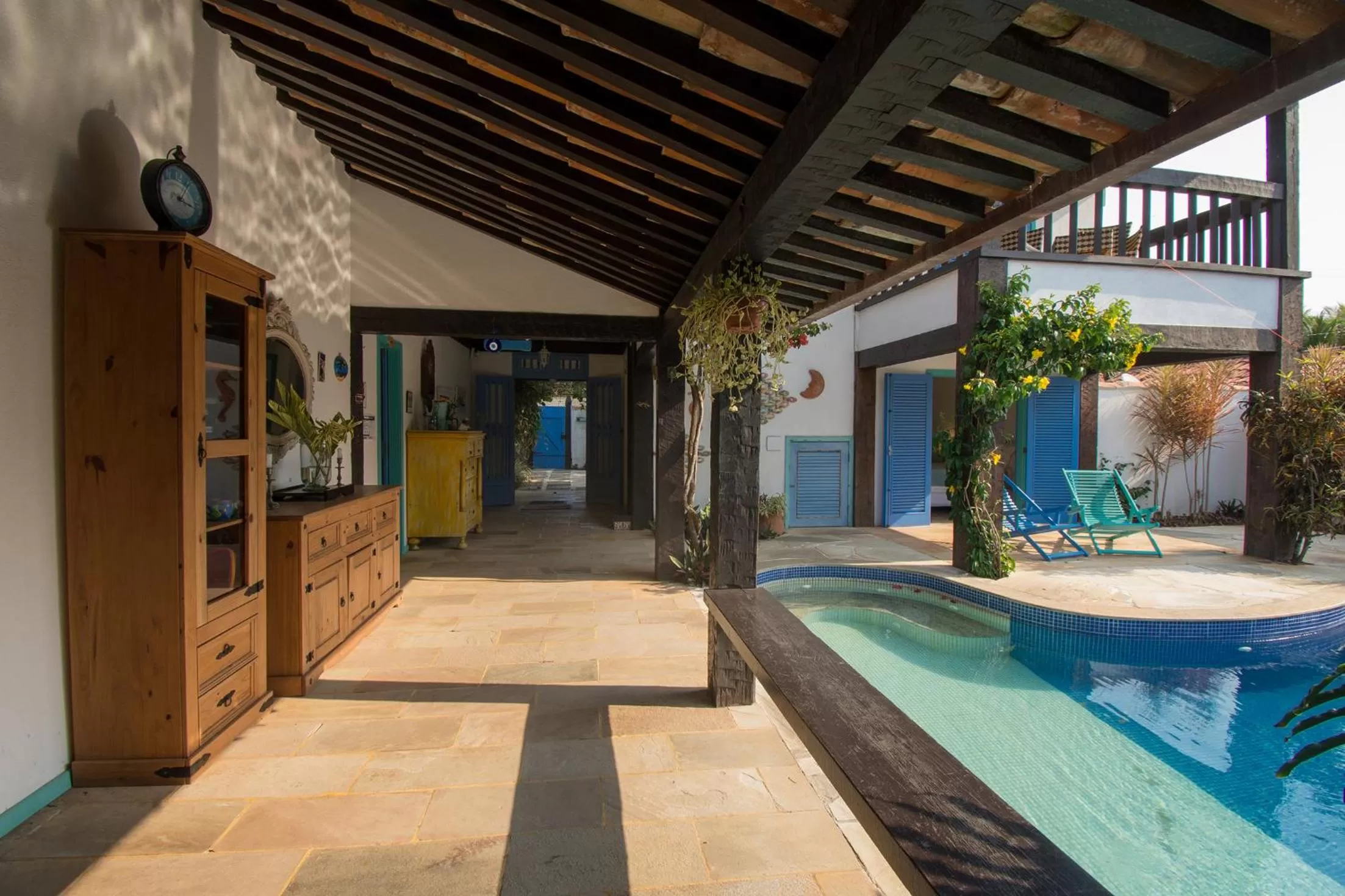 Property building, Swimming Pool in Vila Bela-Emília