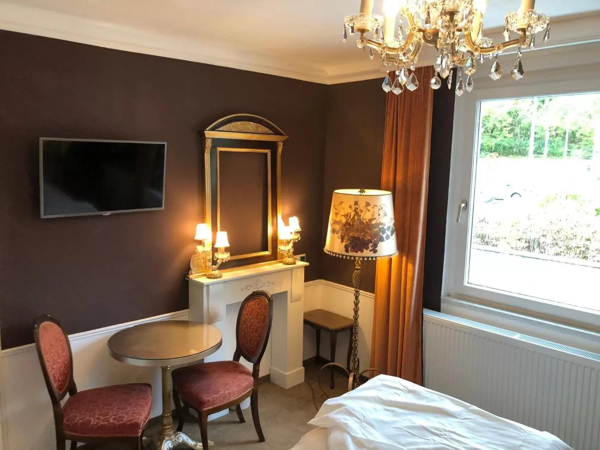 Double Room with Private Bathroom in Corso, Bed & Breakfast & Cafe Double Room with Private Bathroom in Corso, Bed & Breakfast & Cafe