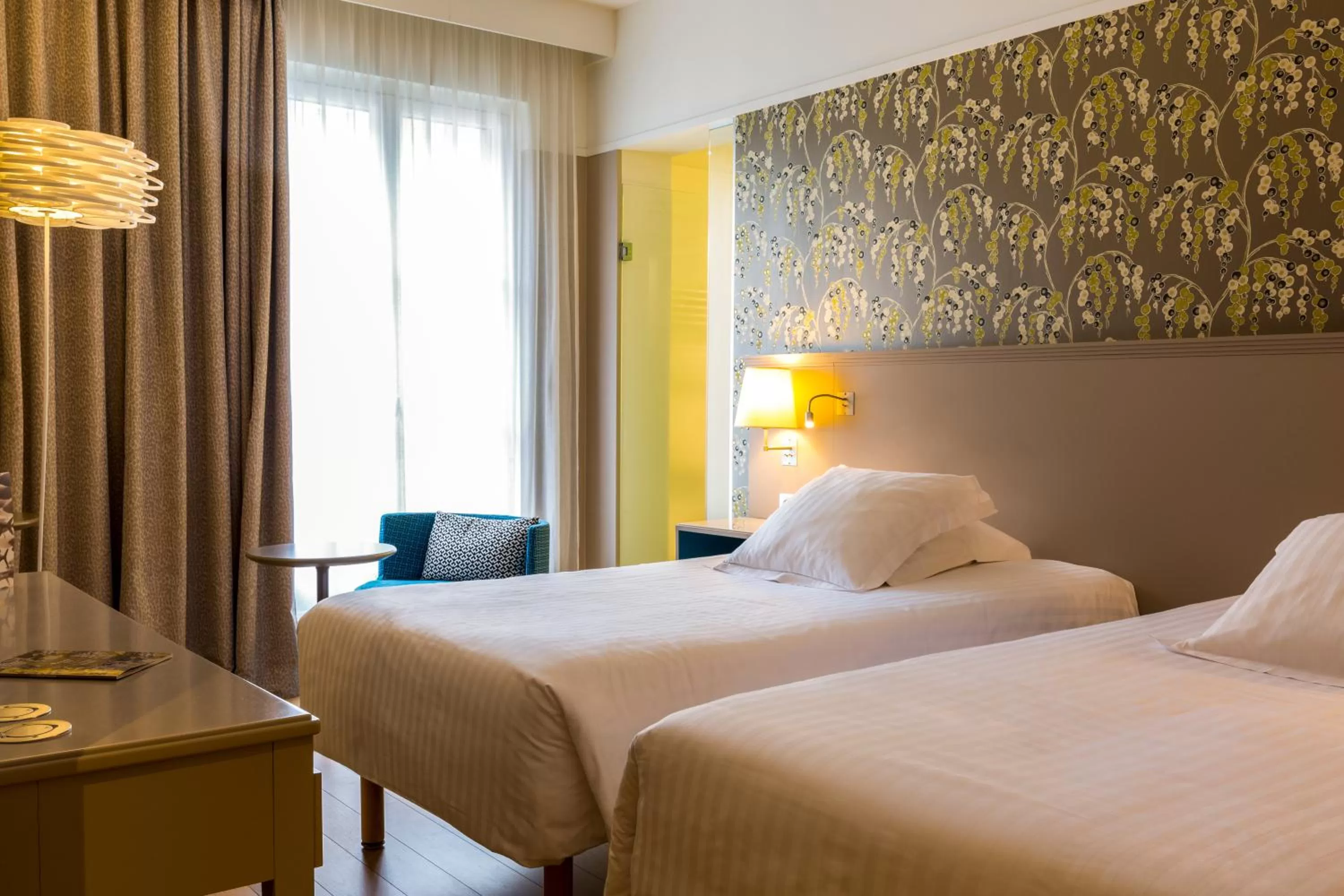 Bed in Oceania l'Hôtel de France Nantes