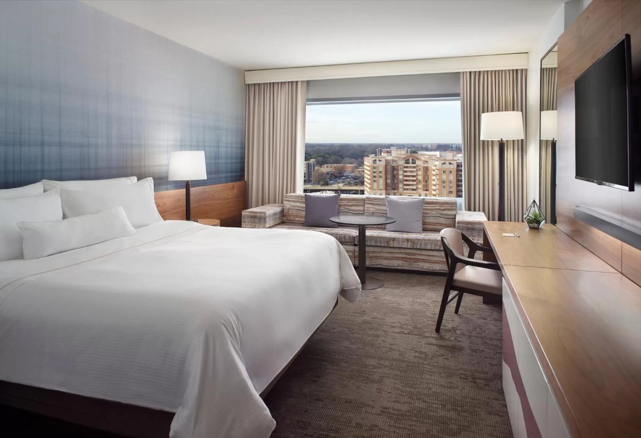 Photo of the whole room, Bed in The Westin Charlotte
