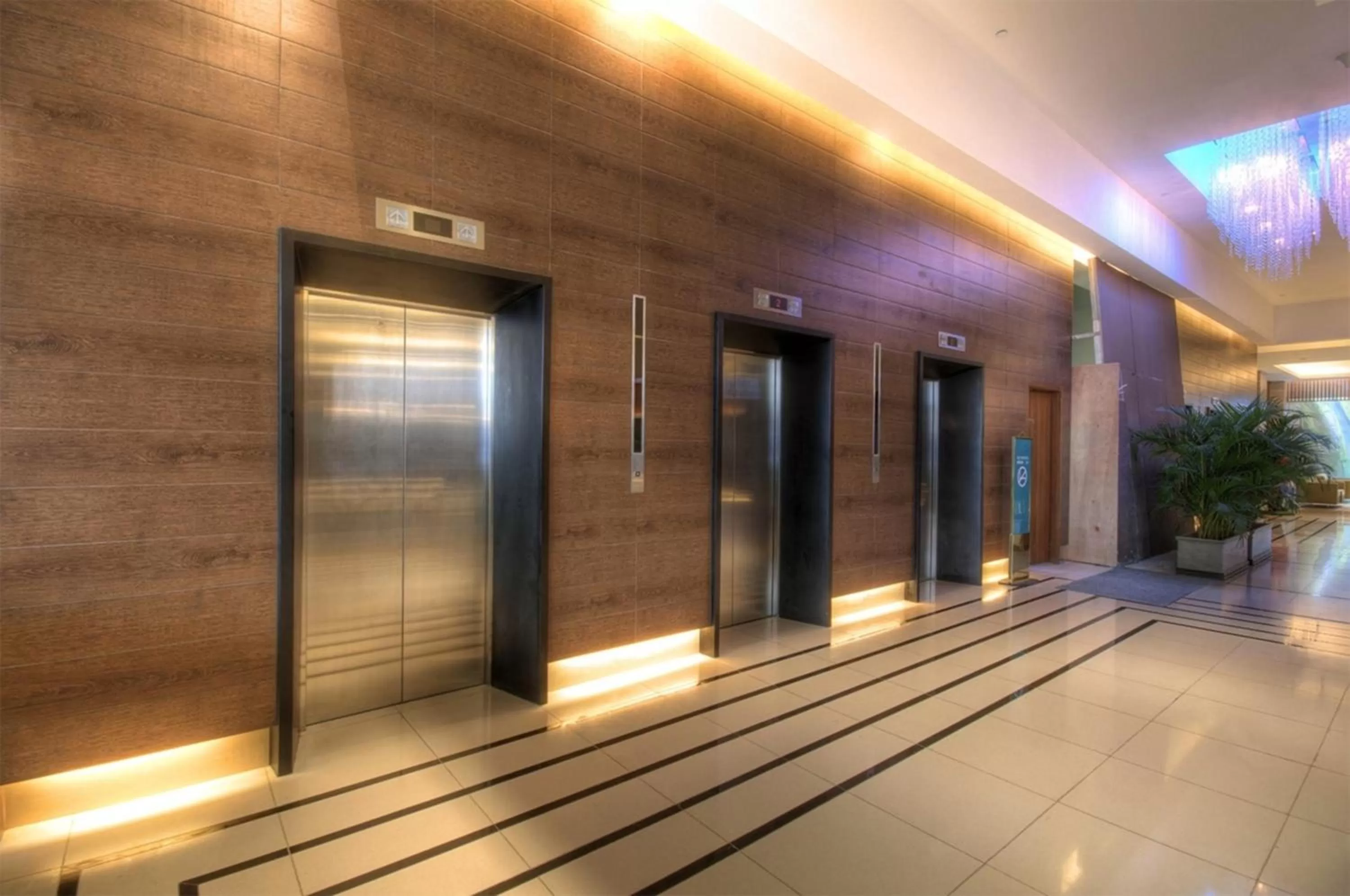 Lobby or reception in Holiday Inn Express Manila Newport City by IHG