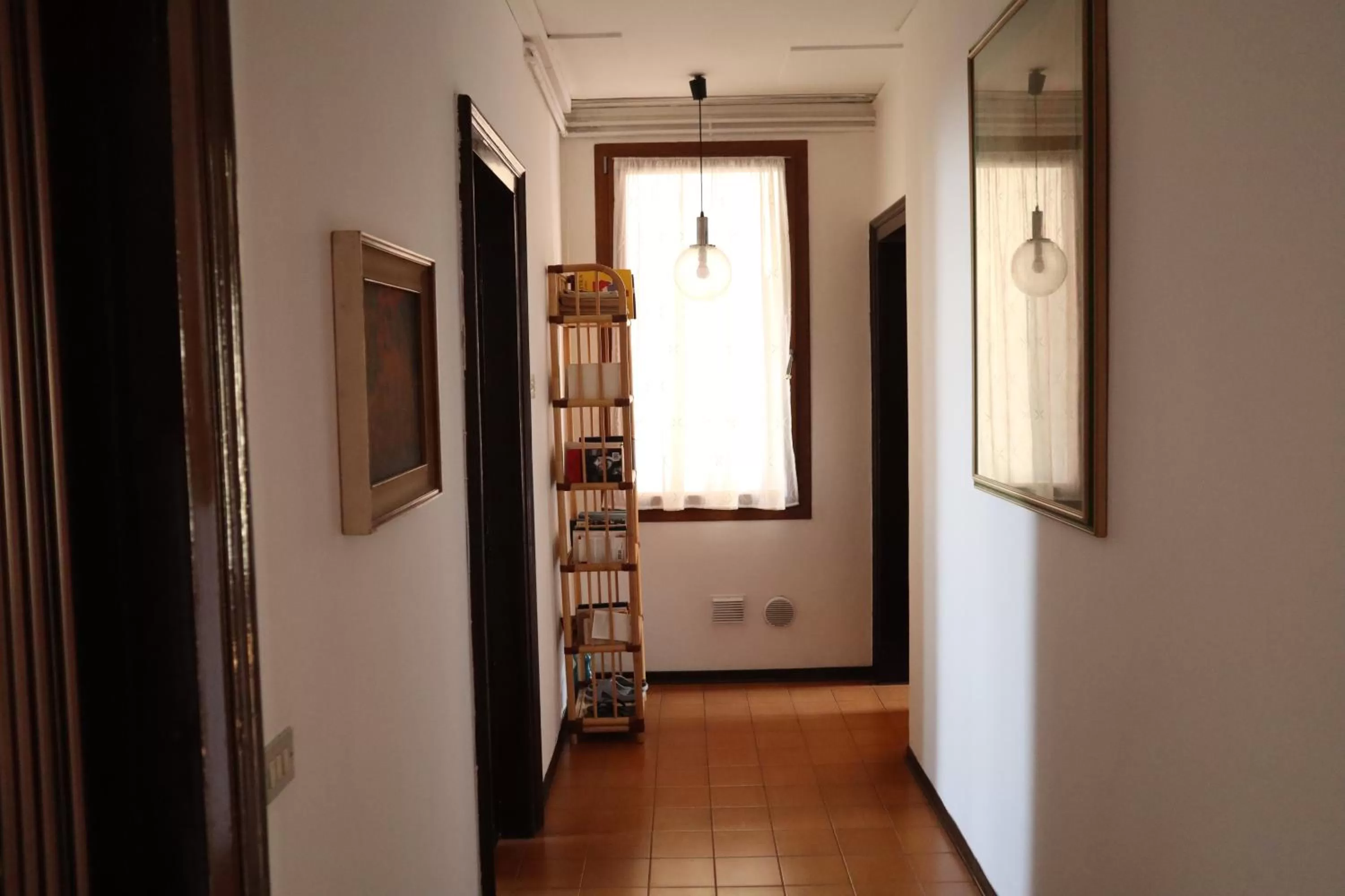 Library in b&b Wu Giada