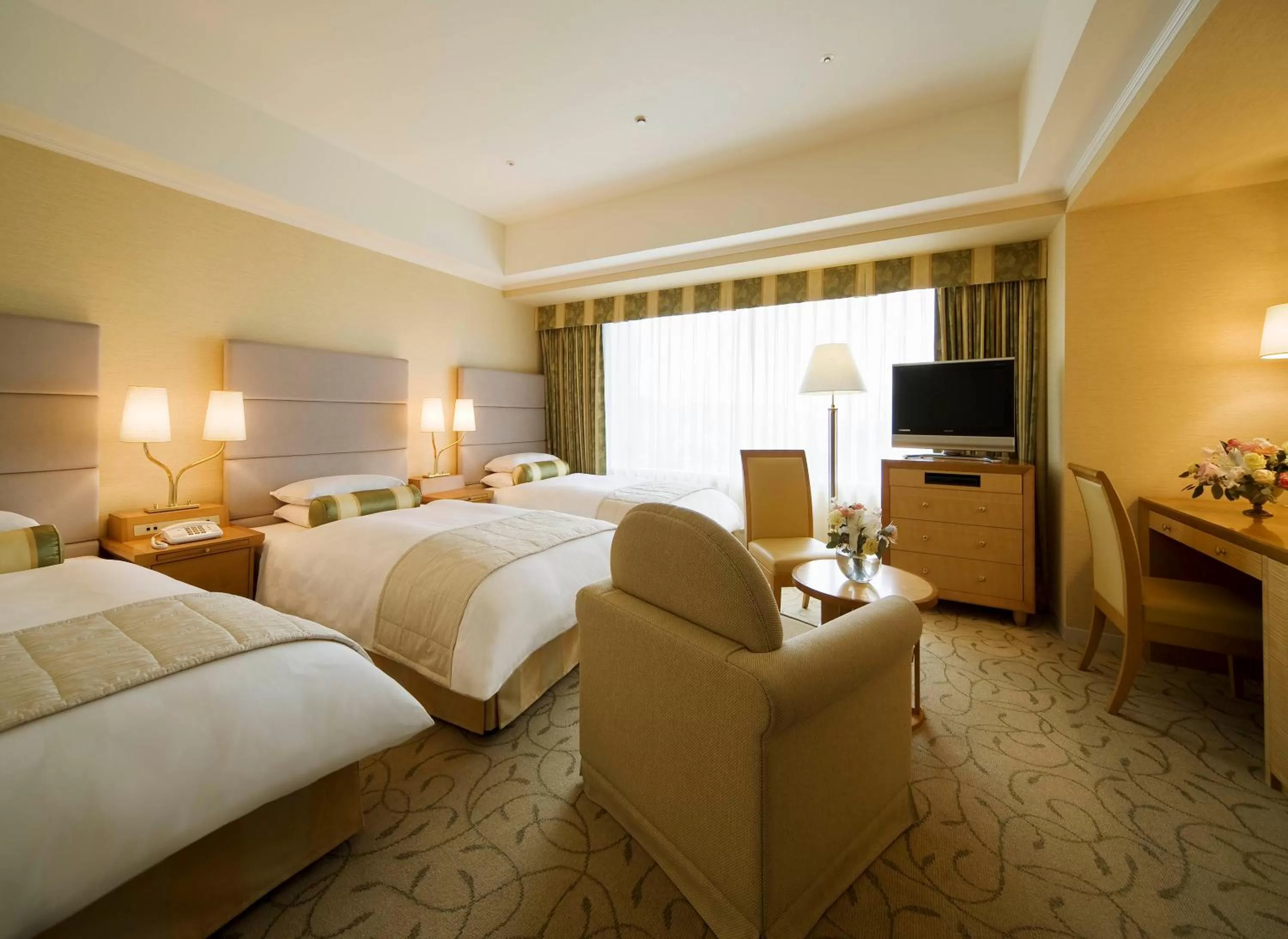 Photo of the whole room, Bed in Hotel Okura Kyoto