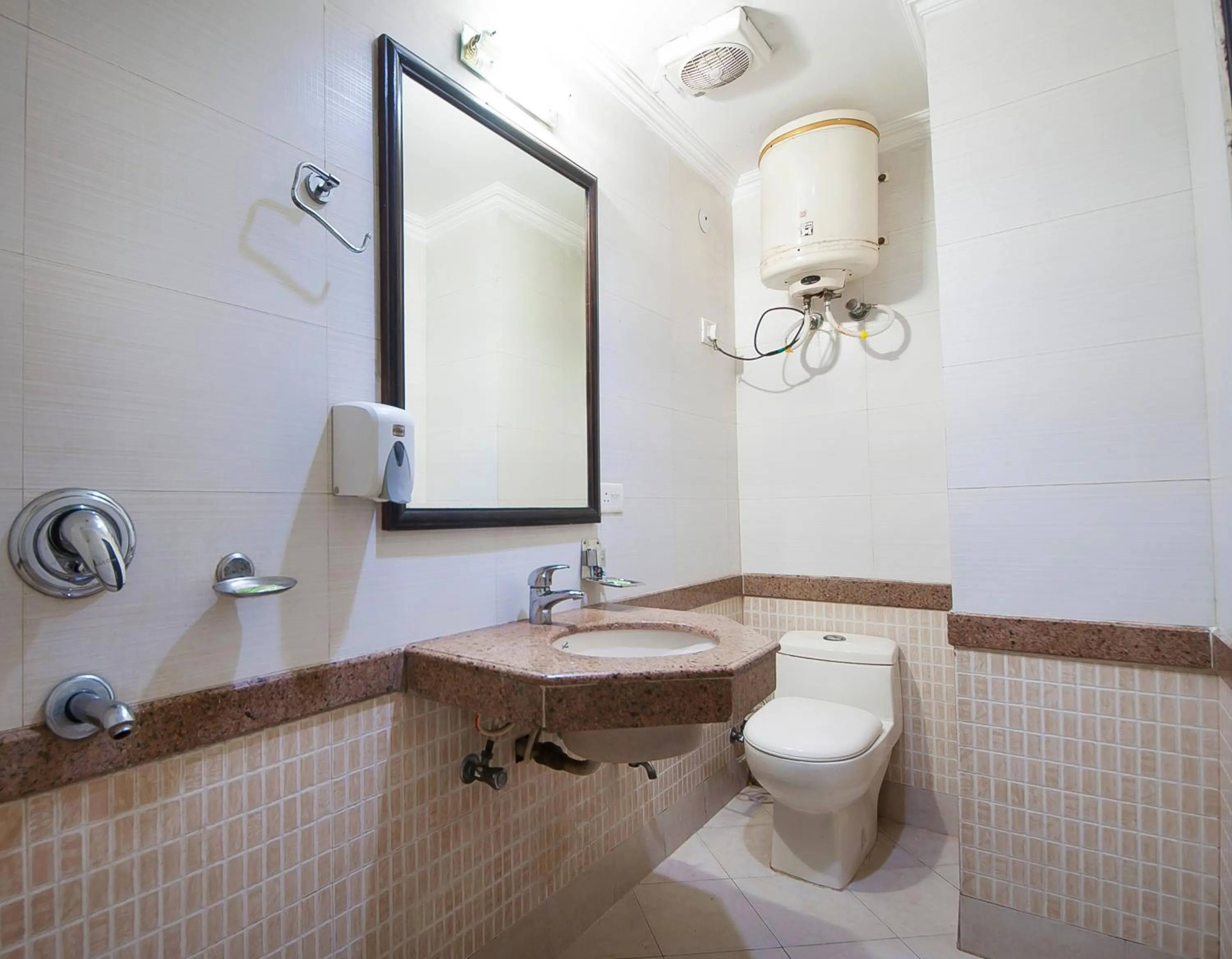 Bathroom in HOTEL DAKHA INTERNATIONAL - Karol Bagh, New Delhi