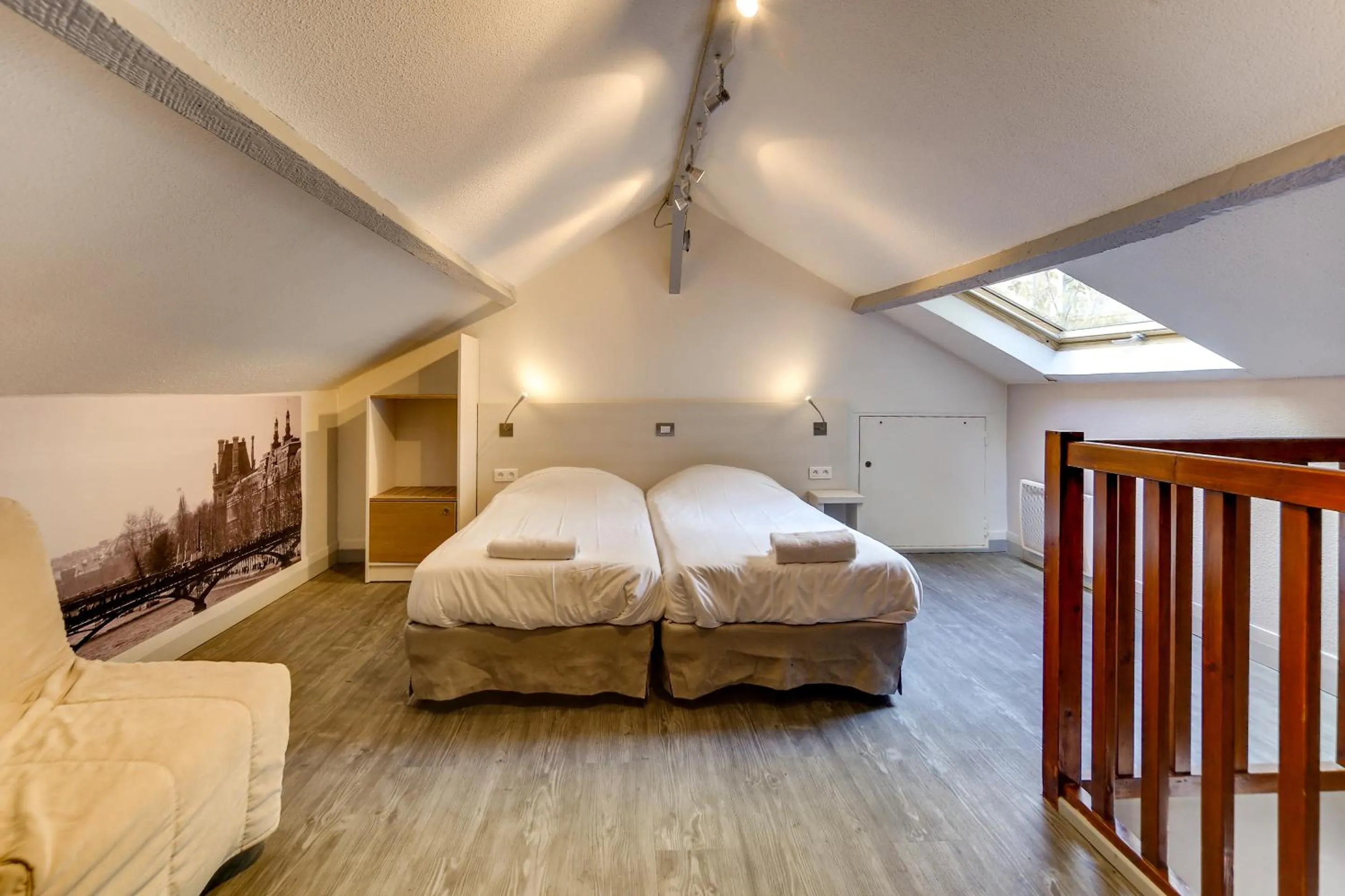 Photo of the whole room, Bed in Kyriad Paris 12 - Nation