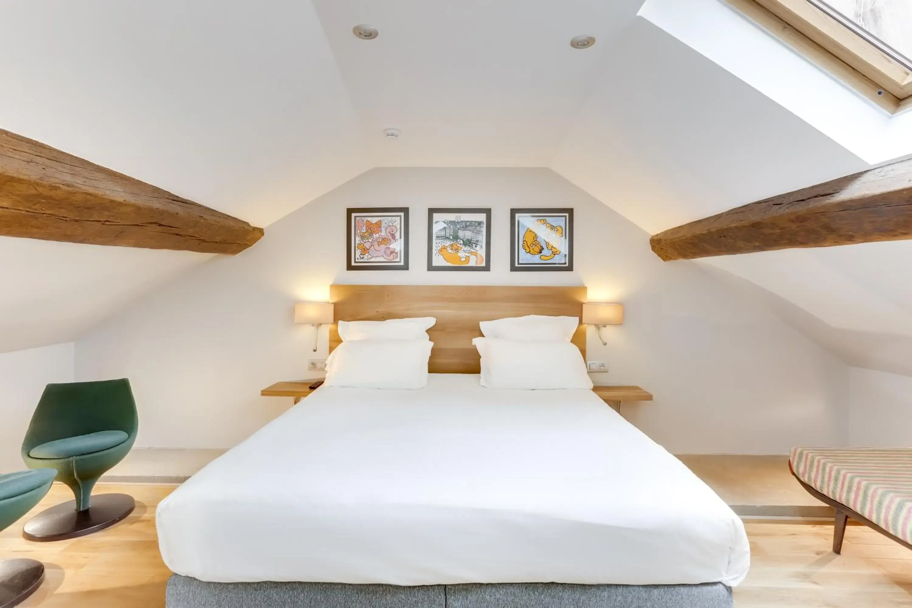 Deluxe Double Room in Hôtel Louvre Richelieu Deluxe Double Room in Hôtel Louvre Richelieu