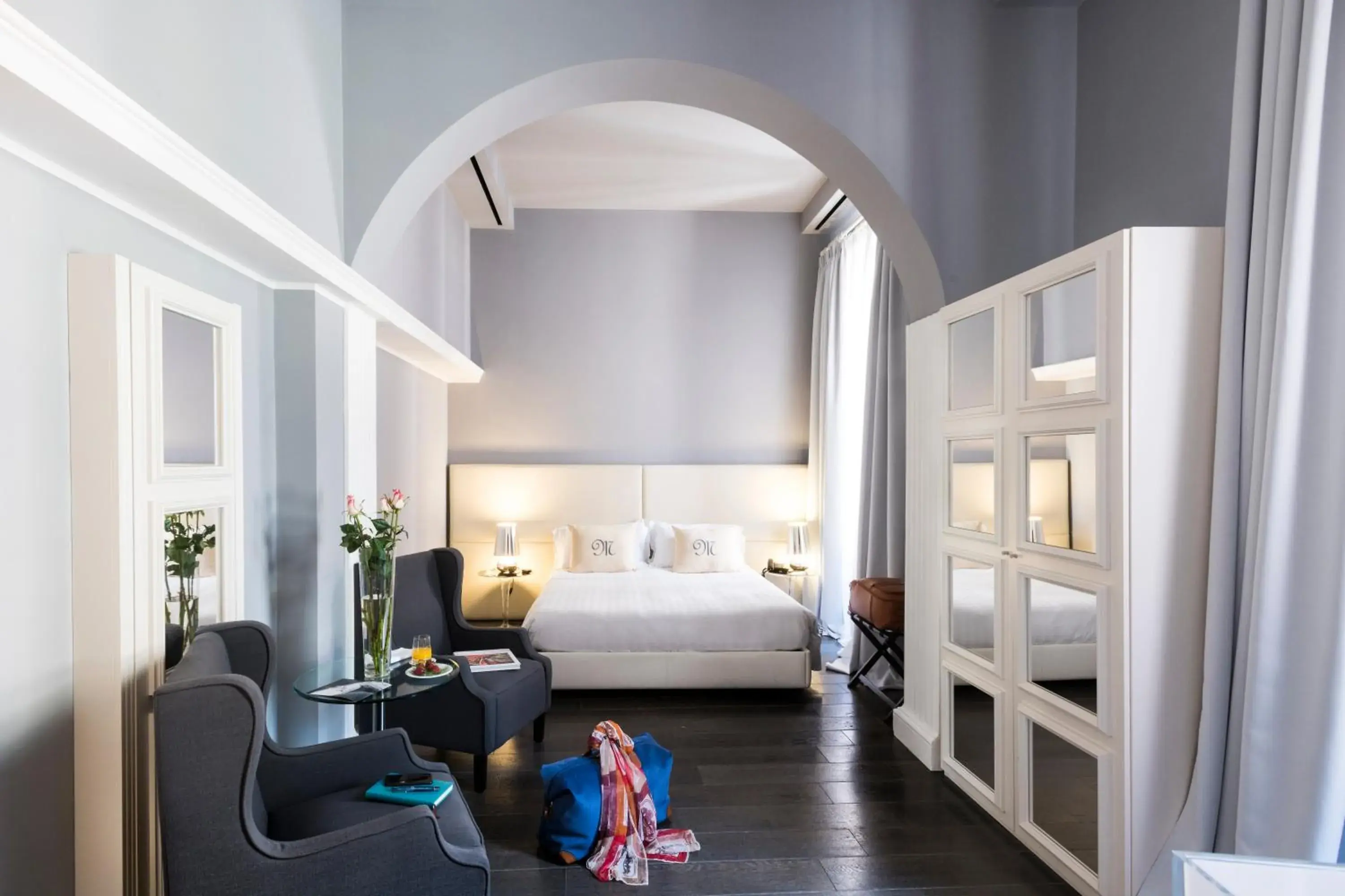 Executive Double Room with City View in Hotel Metropole Taormina Executive Double Room with City View in Hotel Metropole Taormina