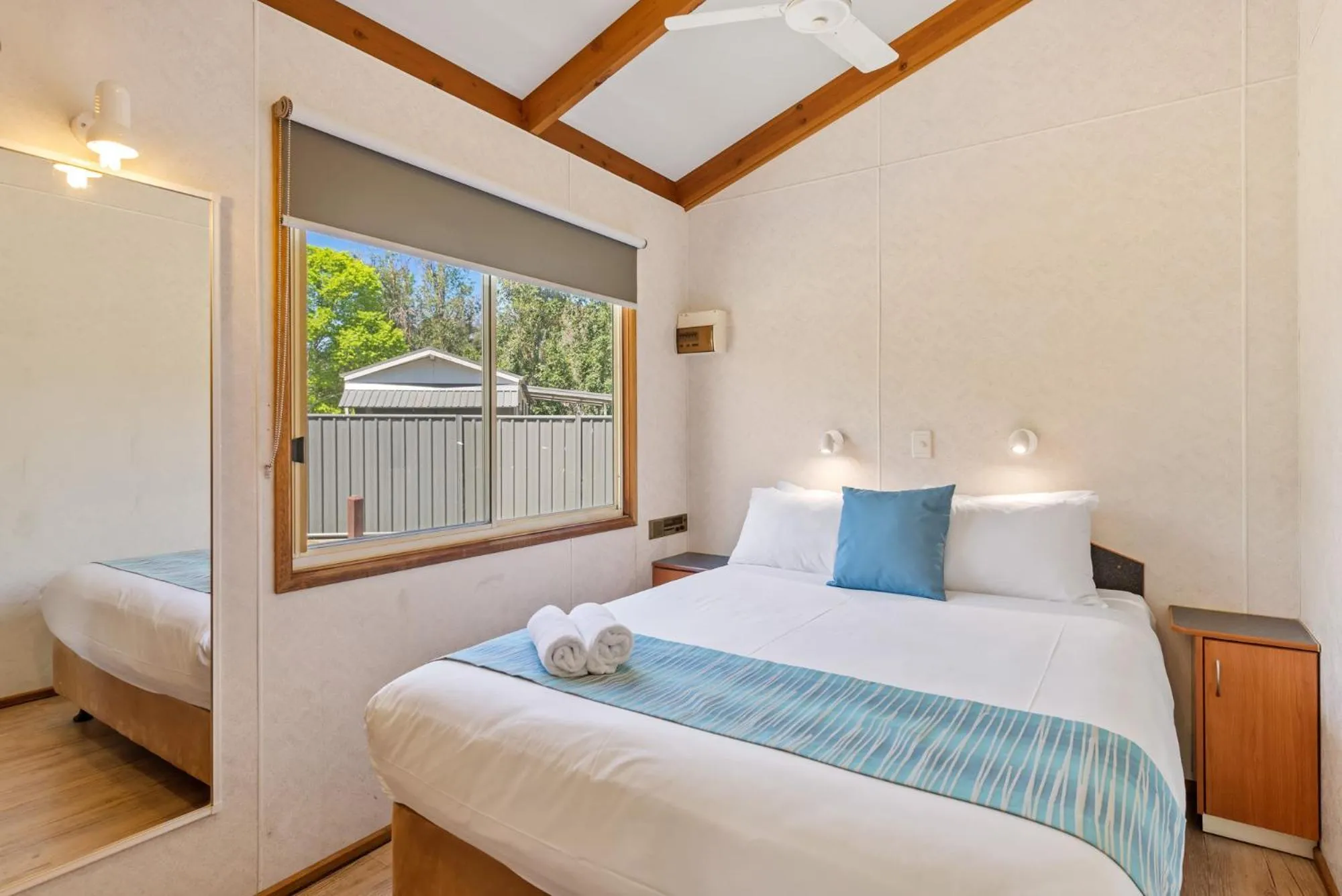 Bedroom, Bed in Discovery Parks - Maidens Inn Moama