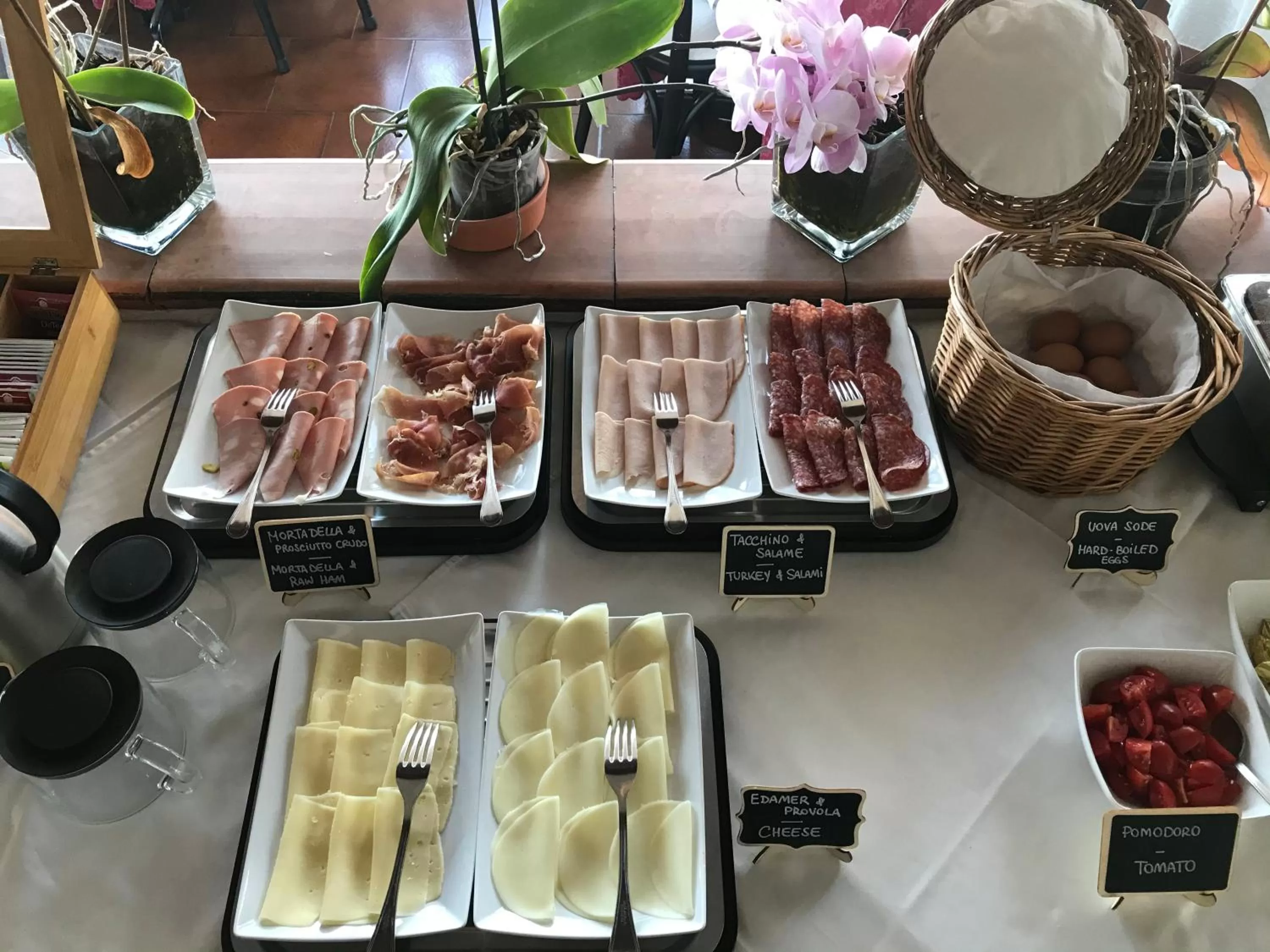 Breakfast in Villa Greta Hotel Rooms & Suites