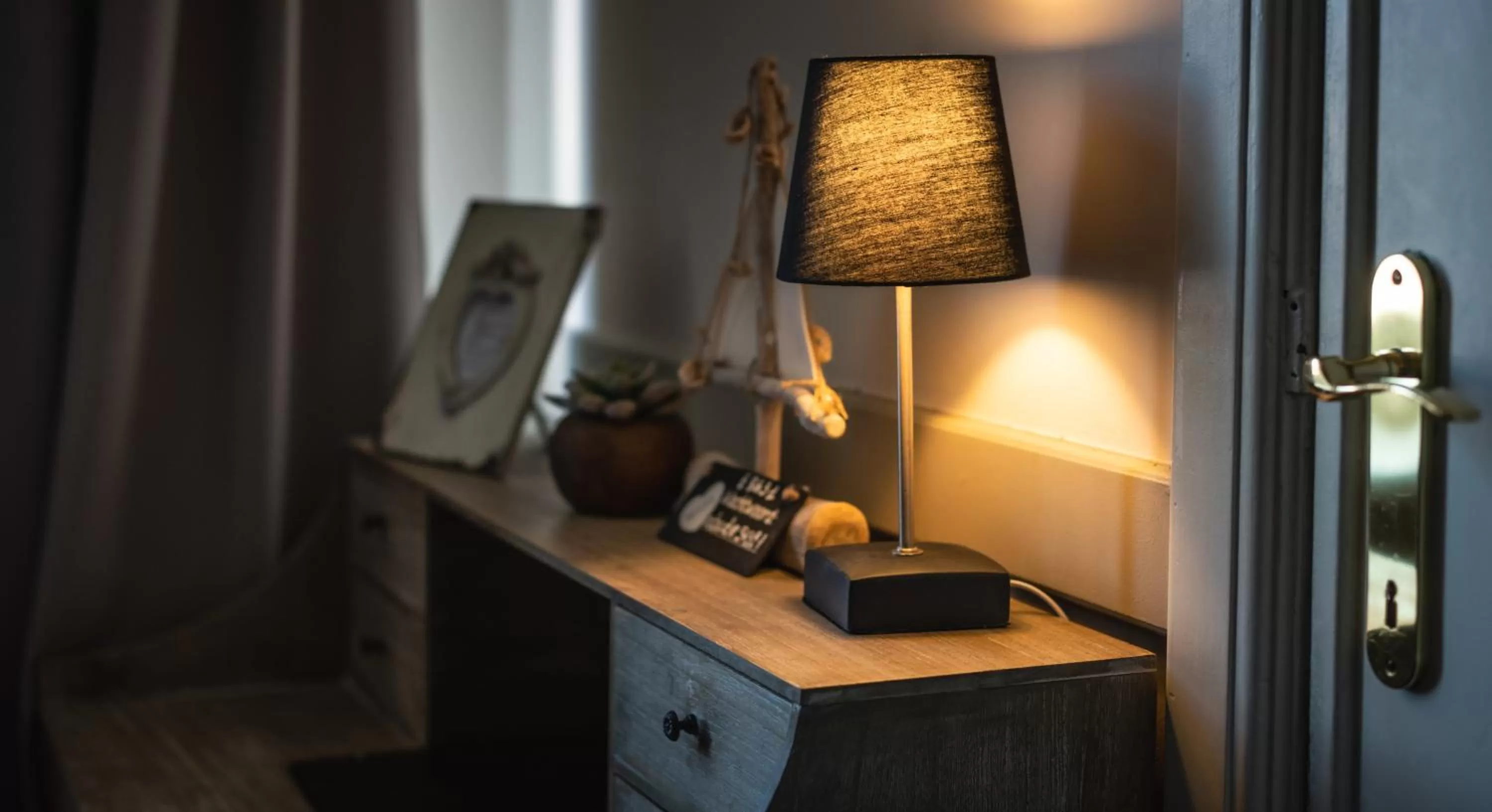 TV/Entertainment Center in B&B Maison Rabelais