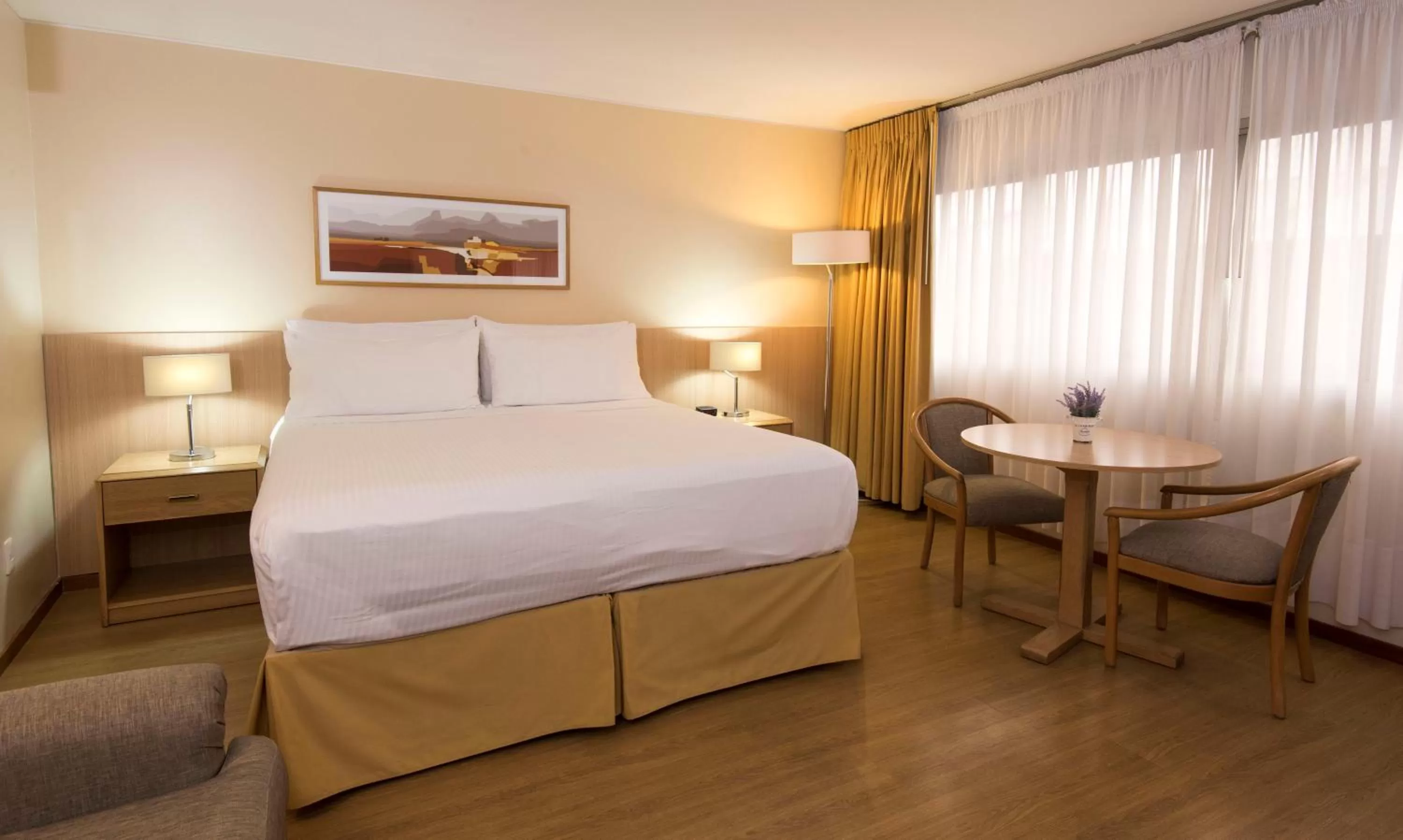 Photo of the whole room, Bed in Holiday Inn Montevideo by IHG