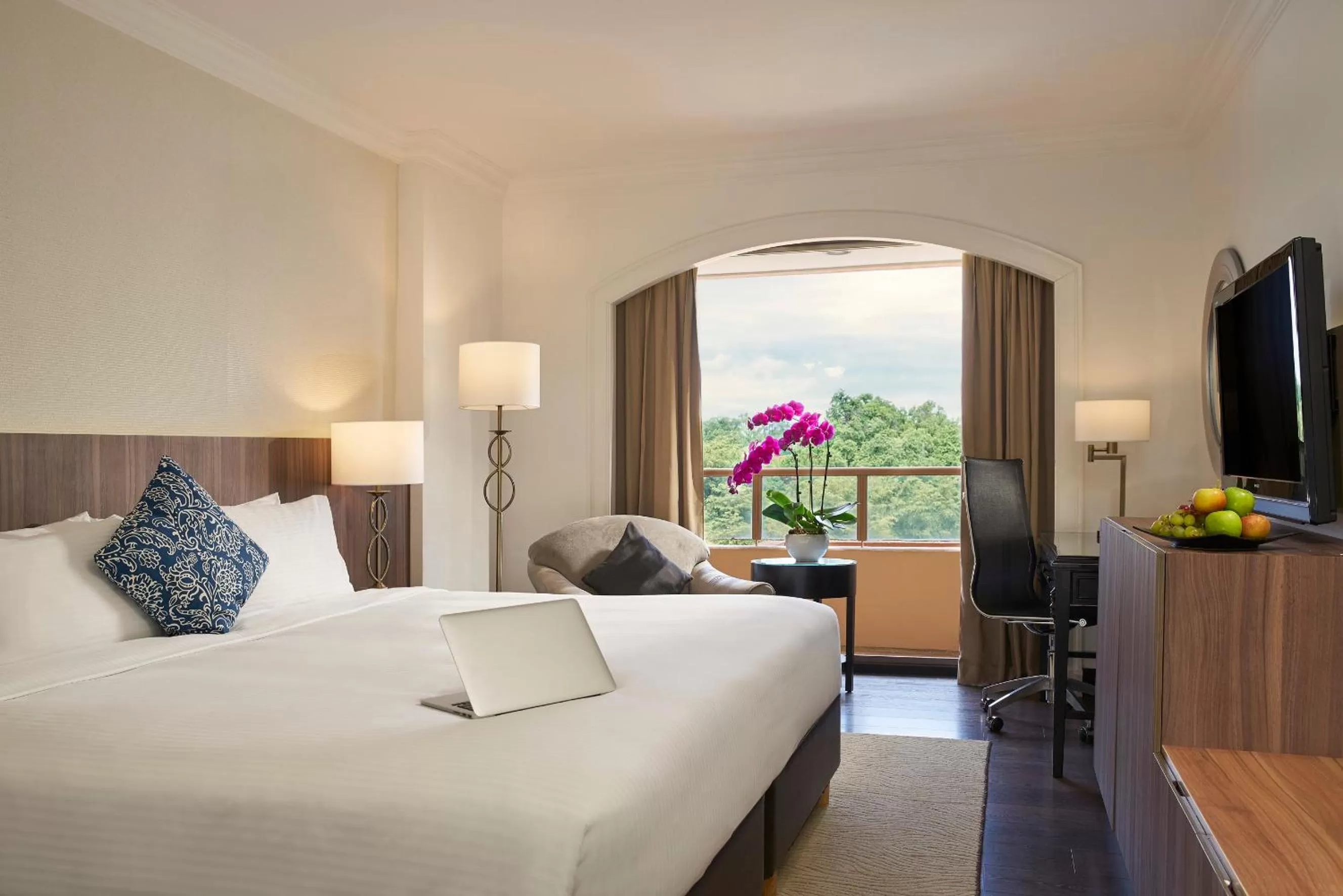 Bed in Orchard Rendezvous Hotel by Far East Hospitality