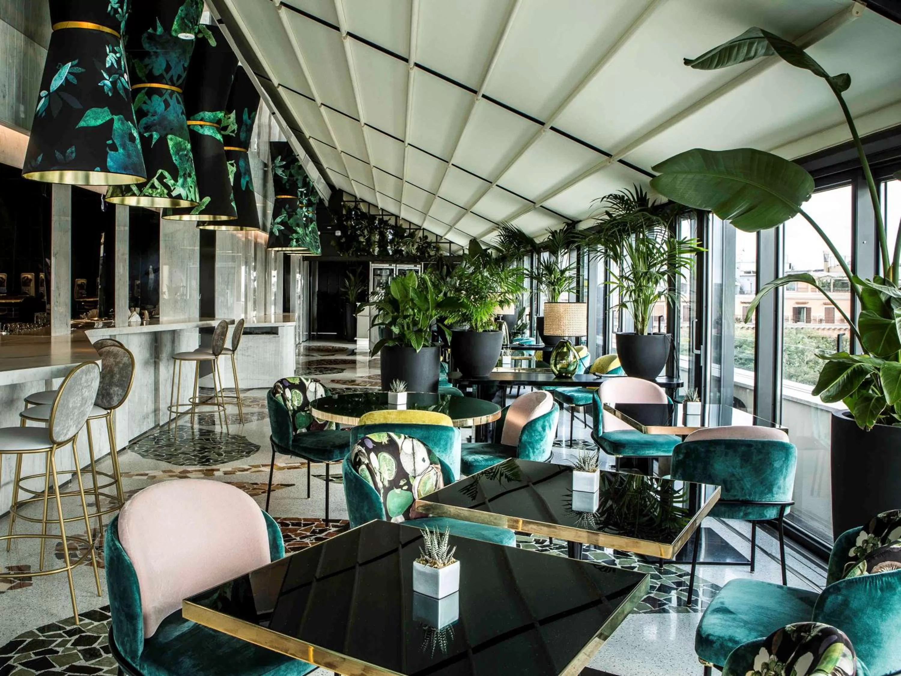 Lounge or bar in Sofitel Roma Villa Borghese