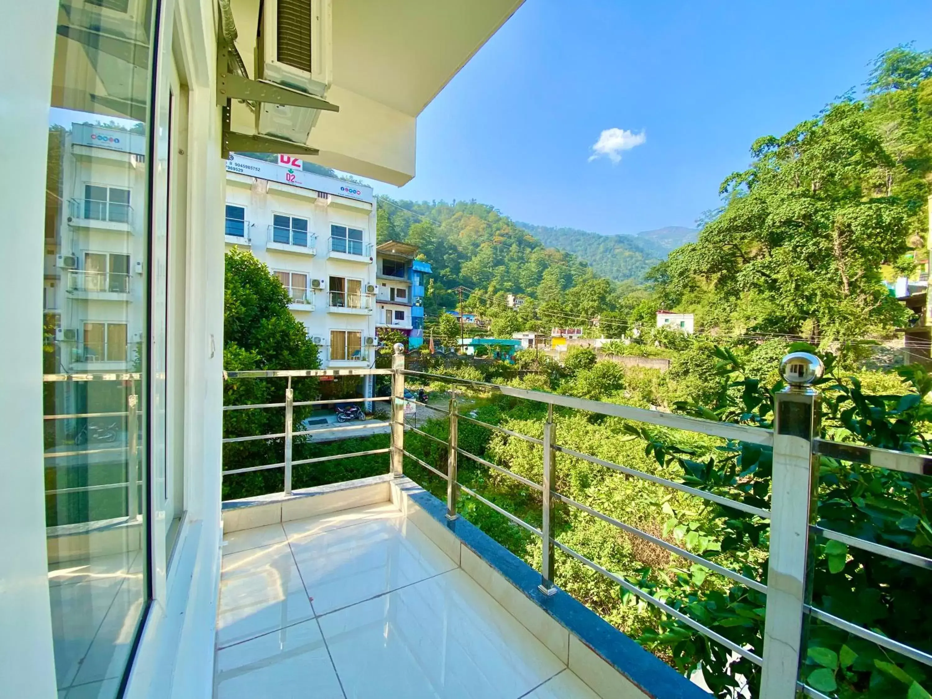 Hotel Shiv Inn Near Secret Waterfall Hotel Shiv Inn Near Secret Waterfall