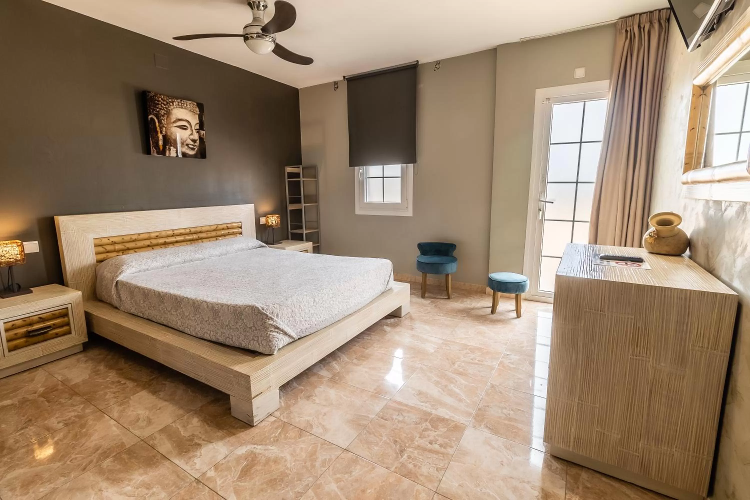 Photo of the whole room, Bed in Hotelet elRetiro