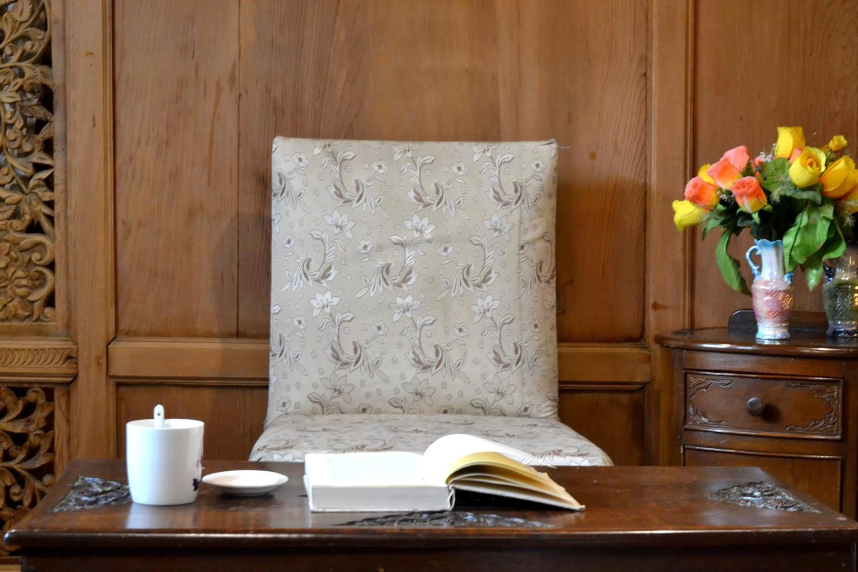 Coffee/tea facilities in Nazneen Group Of Houseboats